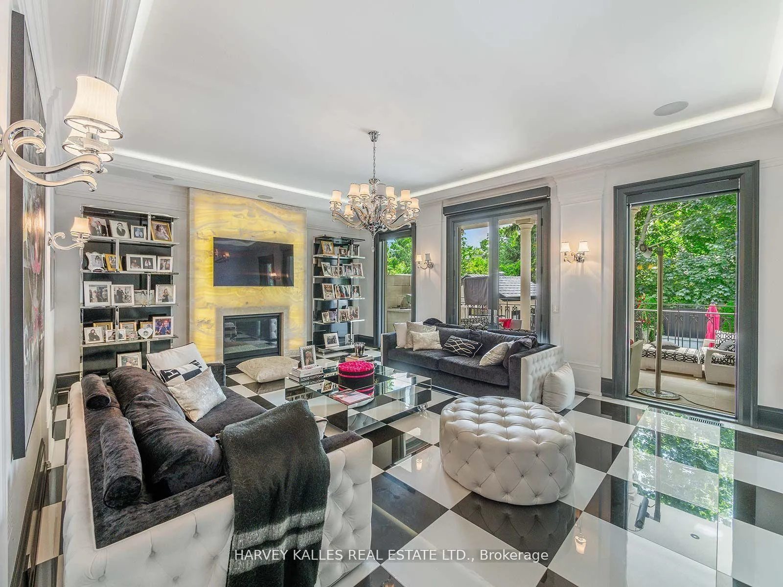 Photo 10 of 327 Cortleigh Boulevard, Toronto, Bedford Park-Nortown — HOMEH