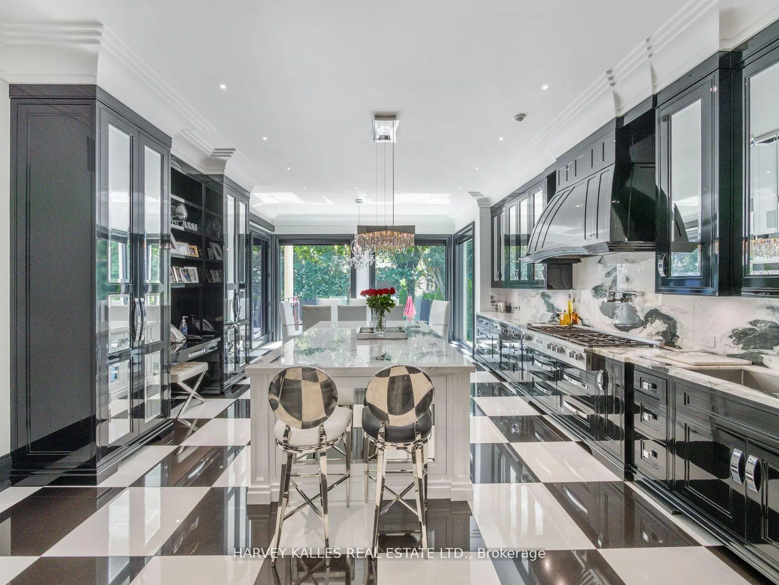 Photo 12 of 327 Cortleigh Boulevard, Toronto, Bedford Park-Nortown — HOMEH