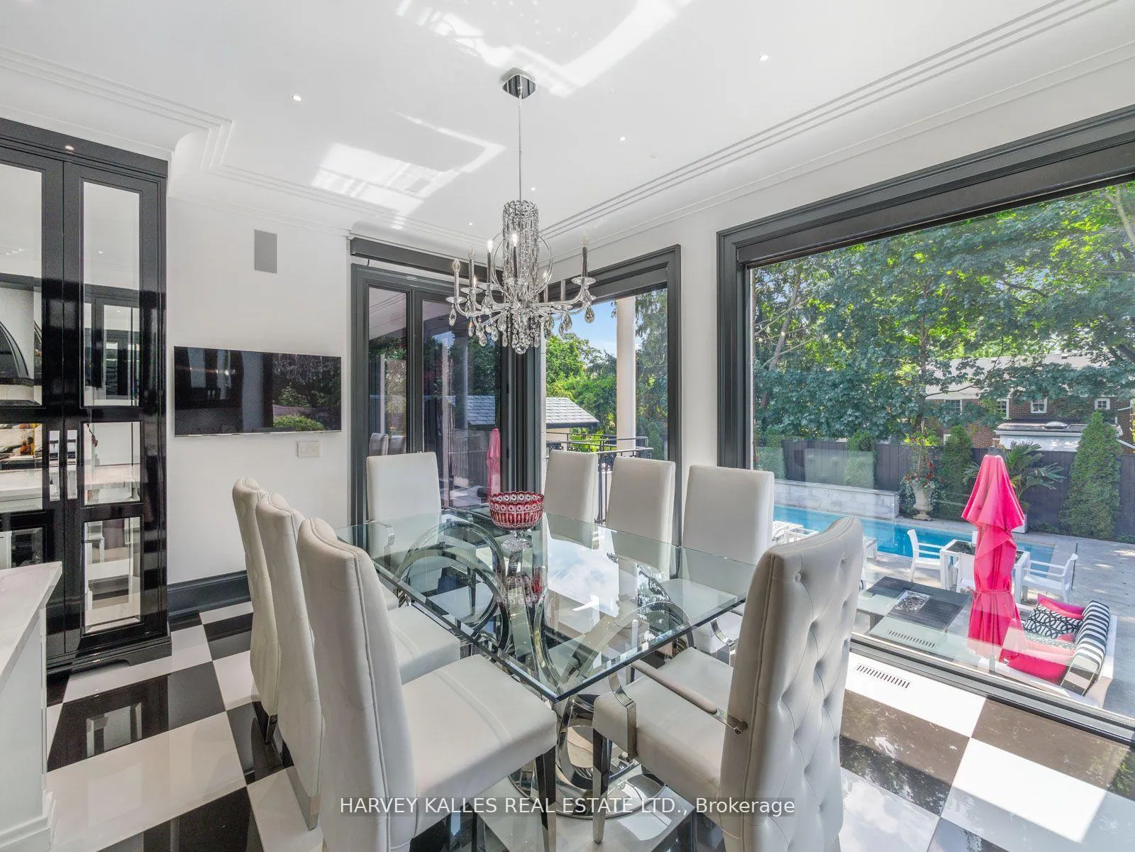 Photo 16 of 327 Cortleigh Boulevard, Toronto, Bedford Park-Nortown — HOMEH