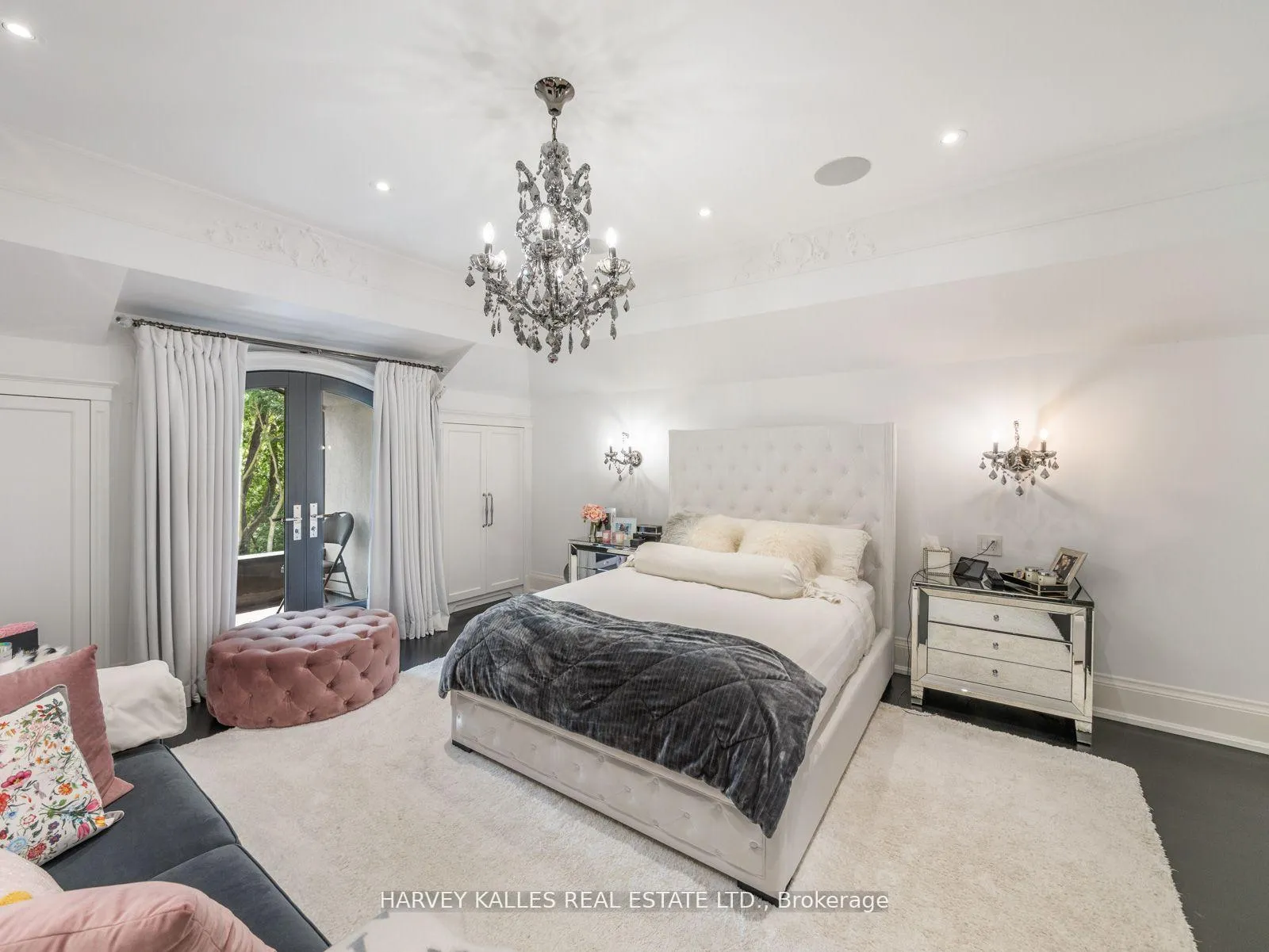 Photo 26 of 327 Cortleigh Boulevard, Toronto, Bedford Park-Nortown — HOMEH