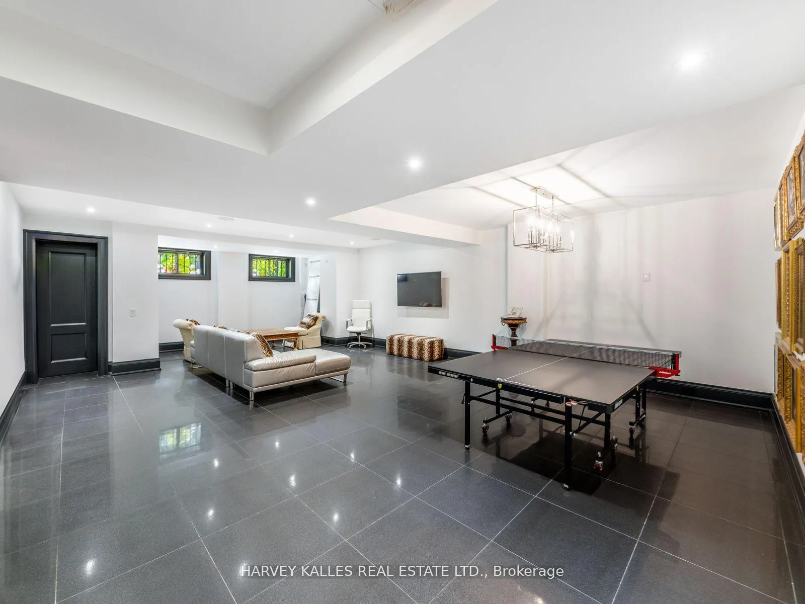 Photo 32 of 327 Cortleigh Boulevard, Toronto, Bedford Park-Nortown — HOMEH