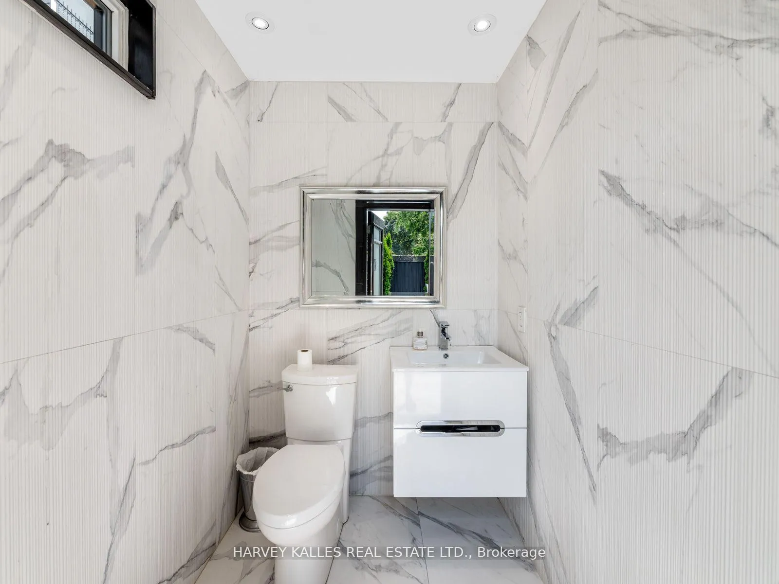 Photo 40 of 327 Cortleigh Boulevard, Toronto, Bedford Park-Nortown — HOMEH