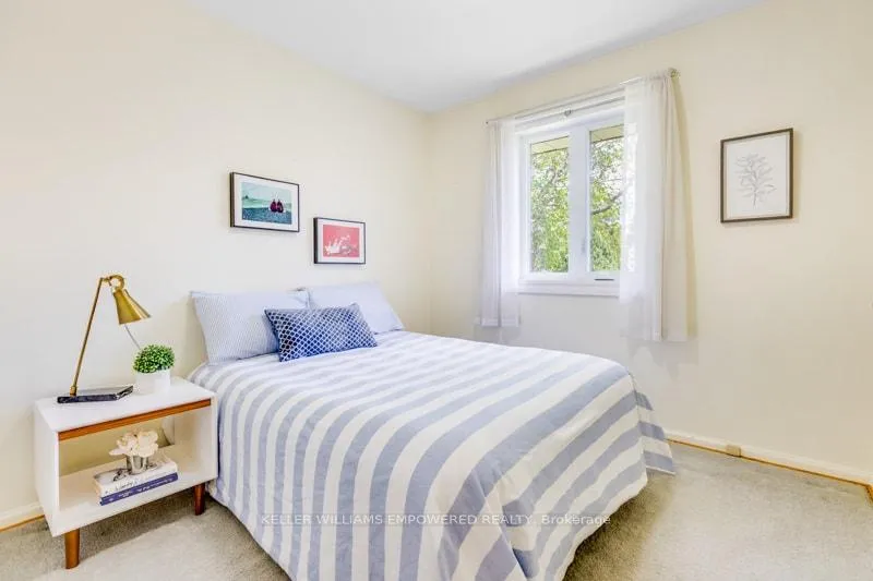 Photo 17 of 17 Checkendon Drive, Etobicoke, Rexdale-Kipling — HOMEH