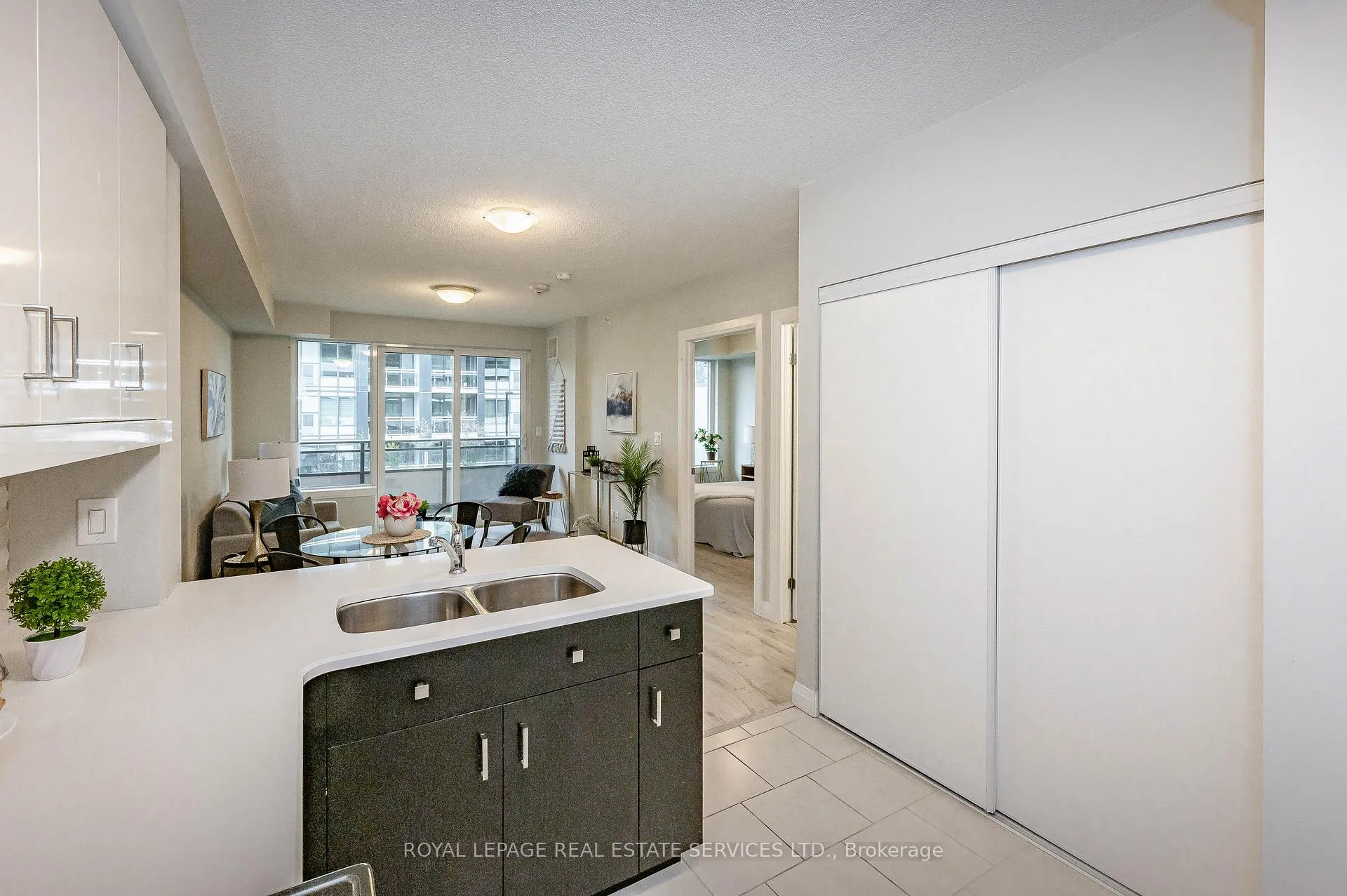 Photo 15 of Unit 314, 53 Arthur Street S, Guelph, St. Patrick's Ward — HOMEH