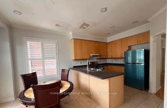 Photo 7 of 34 Westbrook Avenue, Brampton, Bram East — HOMEH