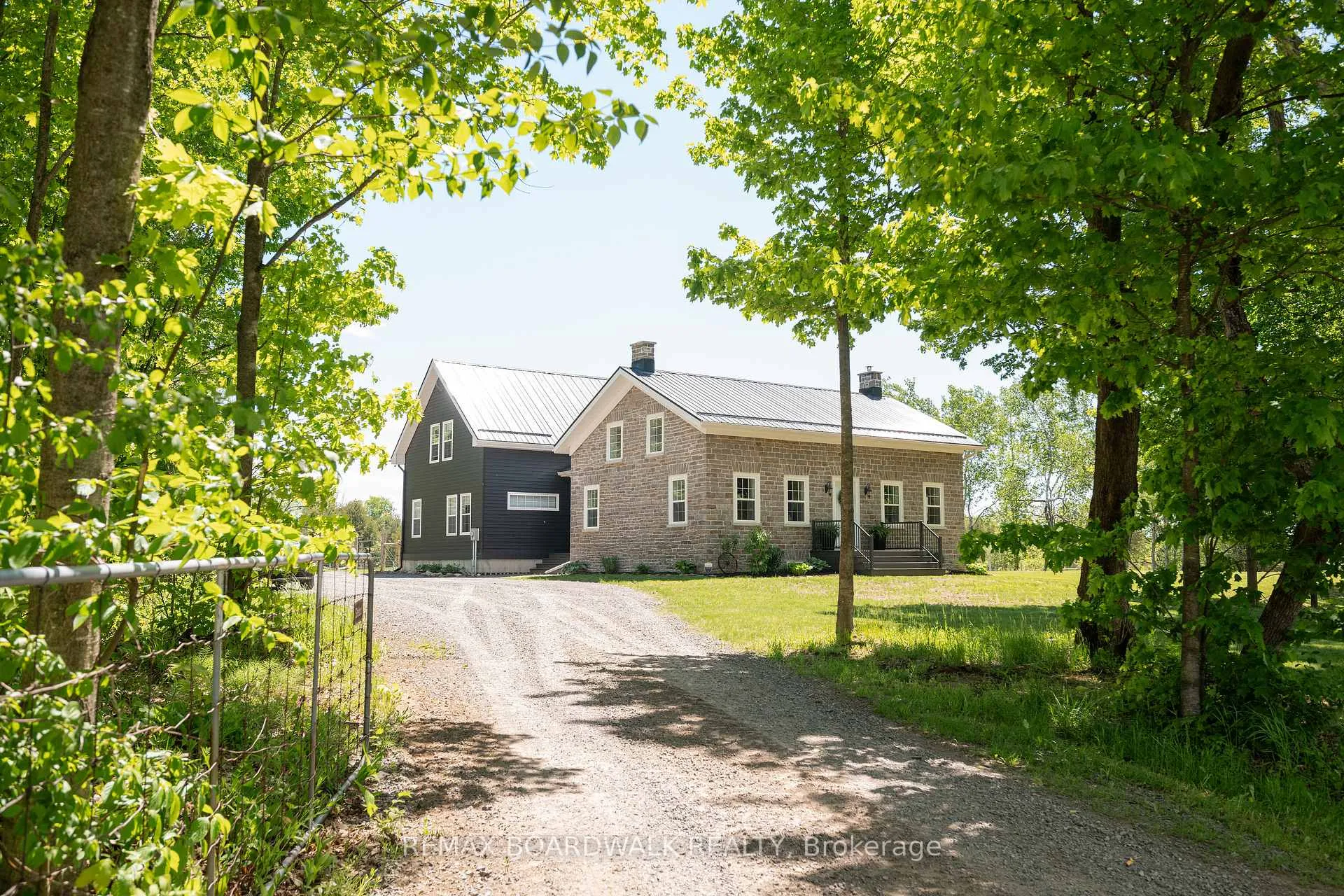 Photo 4 of 4701 4th Concession Road, Augusta, Augusta Twp — HOMEH