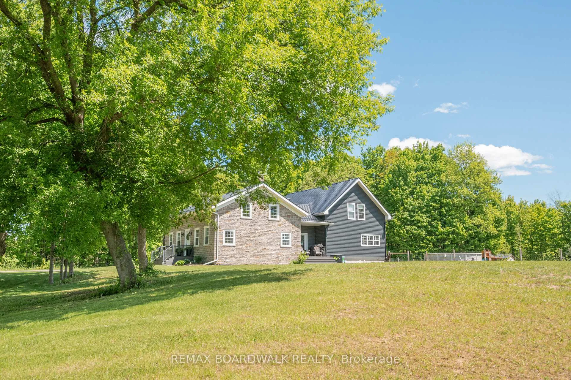 Photo 6 of 4701 4th Concession Road, Augusta, Augusta Twp — HOMEH