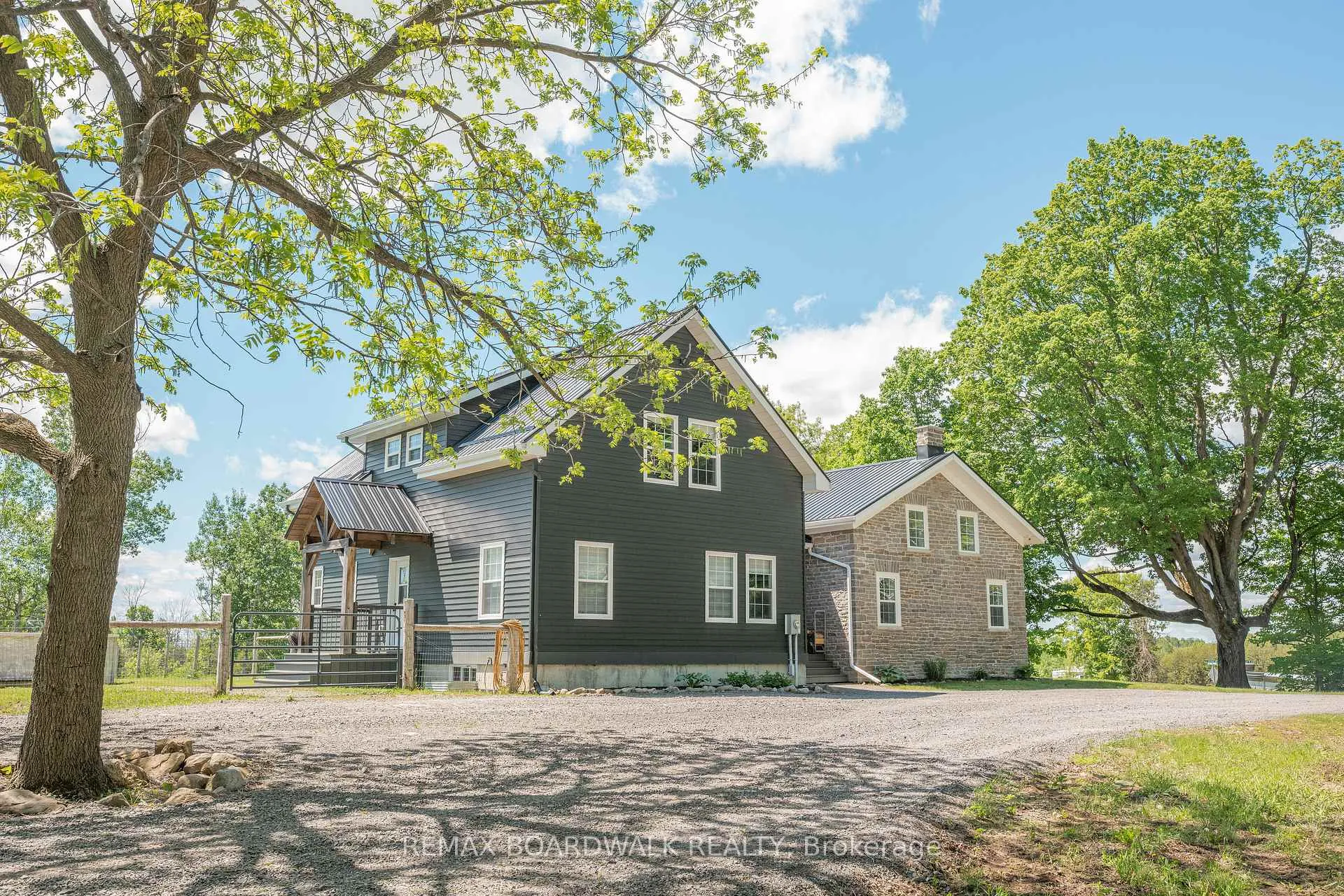 Photo 8 of 4701 4th Concession Road, Augusta, Augusta Twp — HOMEH