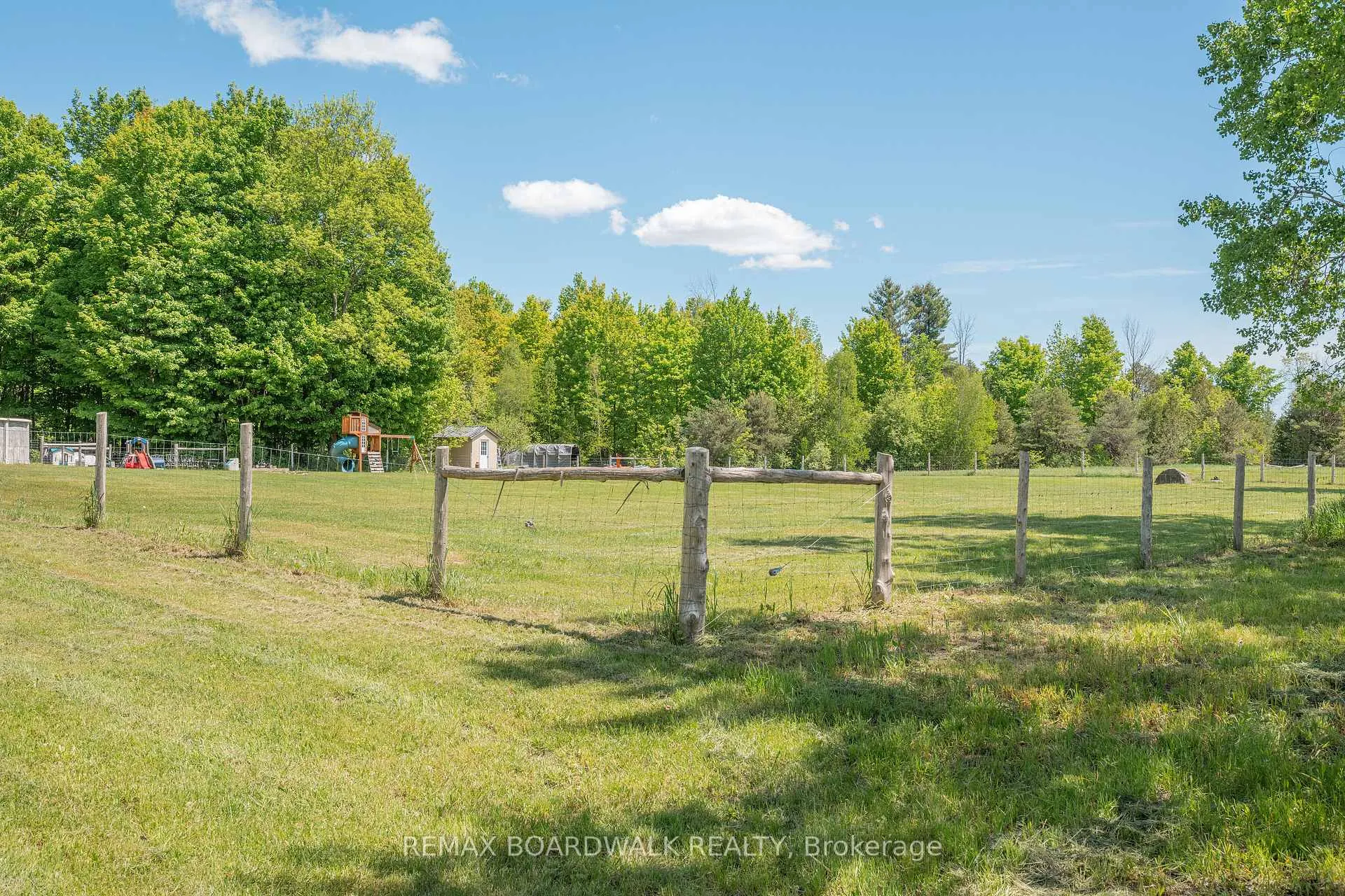 Photo 10 of 4701 4th Concession Road, Augusta, Augusta Twp — HOMEH