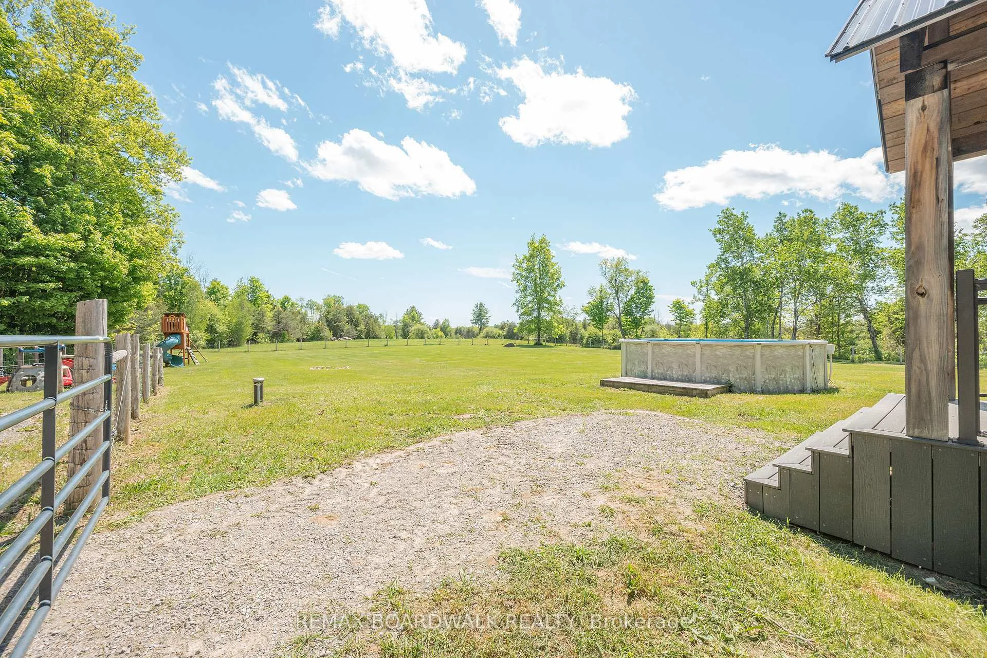 Photo 12 of 4701 4th Concession Road, Augusta, Augusta Twp — HOMEH