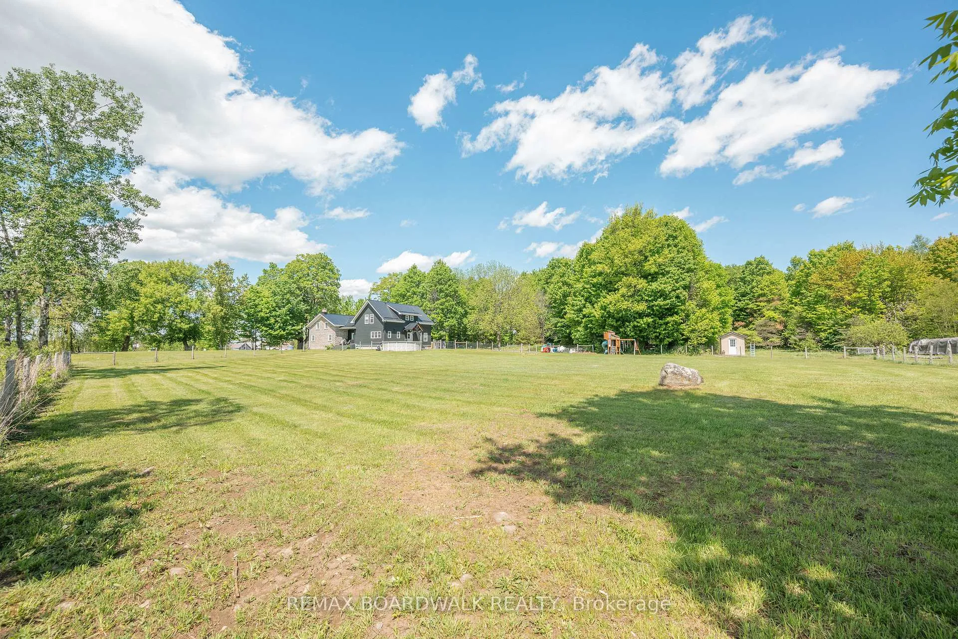 Photo 18 of 4701 4th Concession Road, Augusta, Augusta Twp — HOMEH