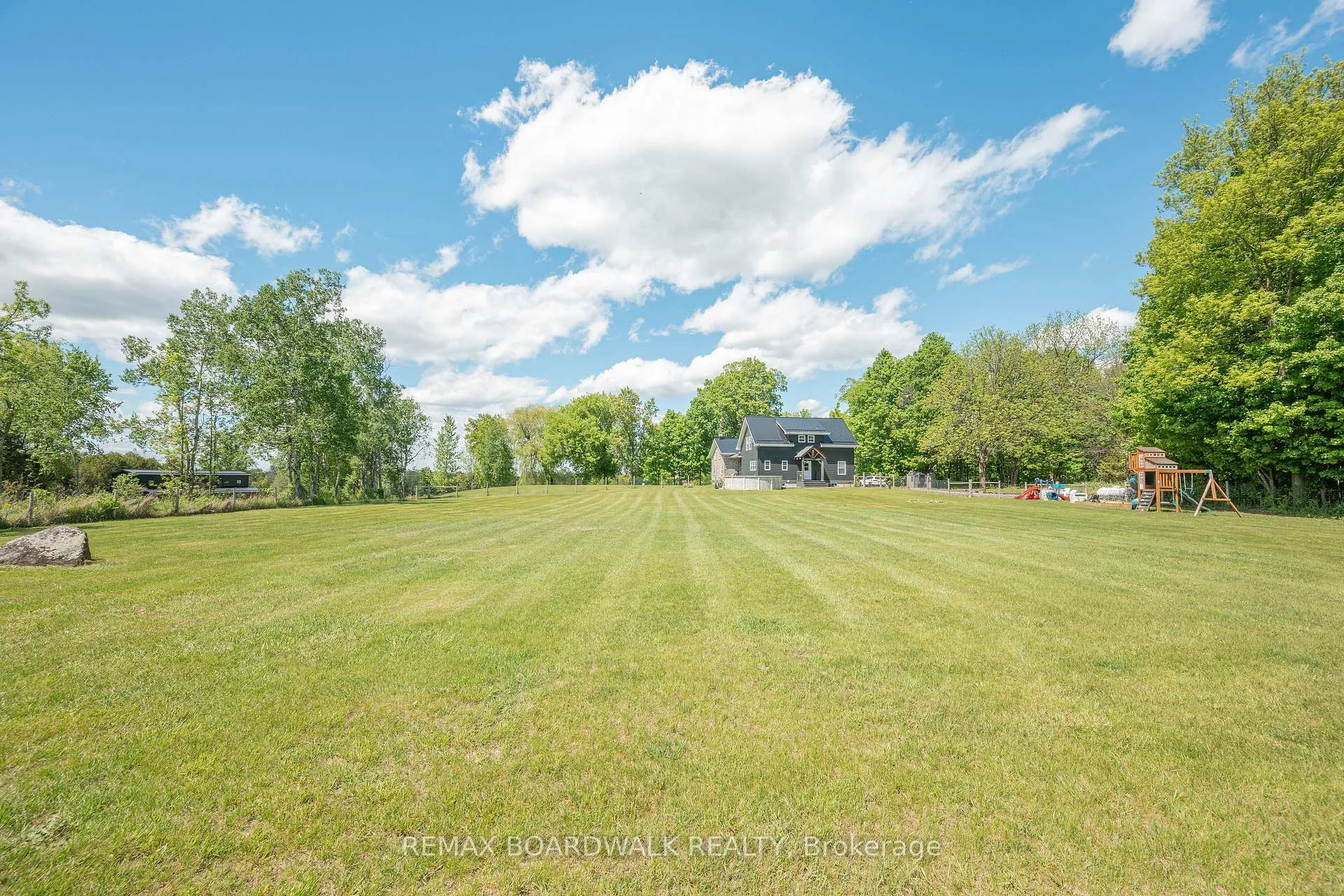 Photo 19 of 4701 4th Concession Road, Augusta, Augusta Twp — HOMEH