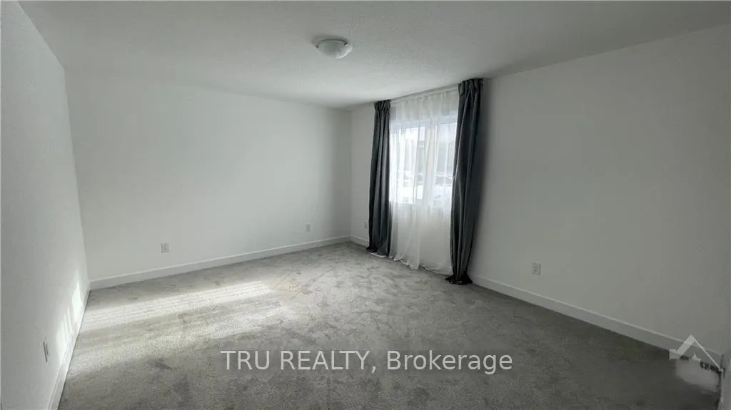 Photo 22 of 49 Dun Skipper Drive, Ottawa, Blossom Park/Kemp Park/Findlay Creek — HOMEH