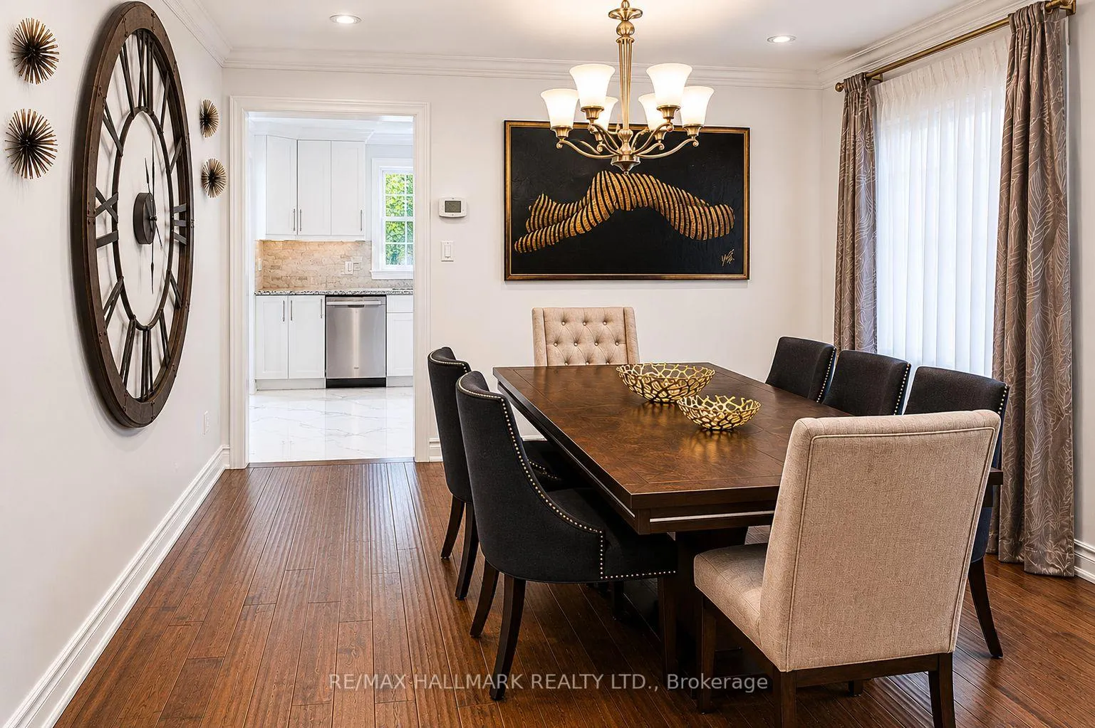 Photo 13 of 92 Weldrick Road E, Richmond Hill, Harding — HOMEH