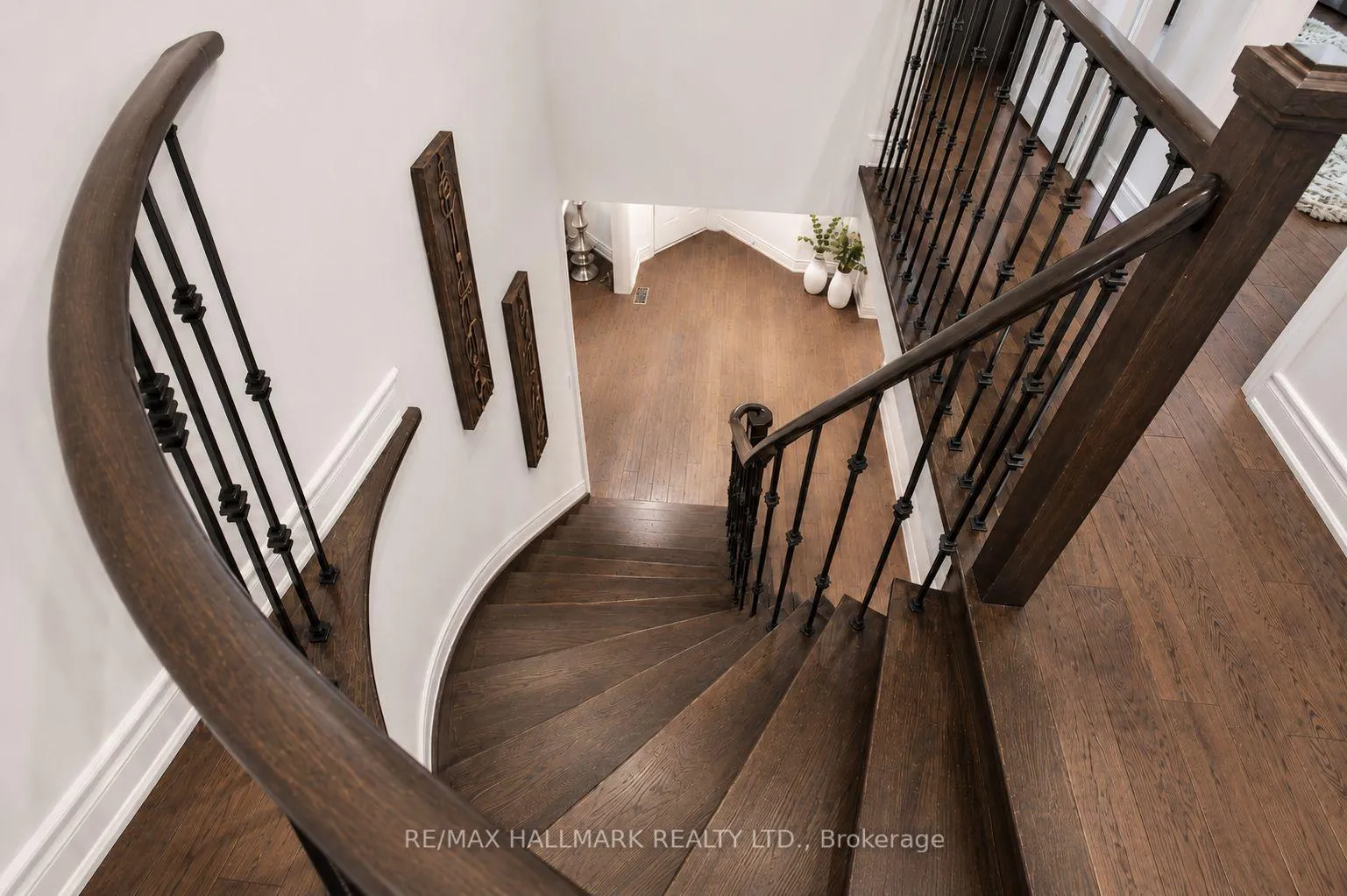 Photo 24 of 92 Weldrick Road E, Richmond Hill, Harding — HOMEH