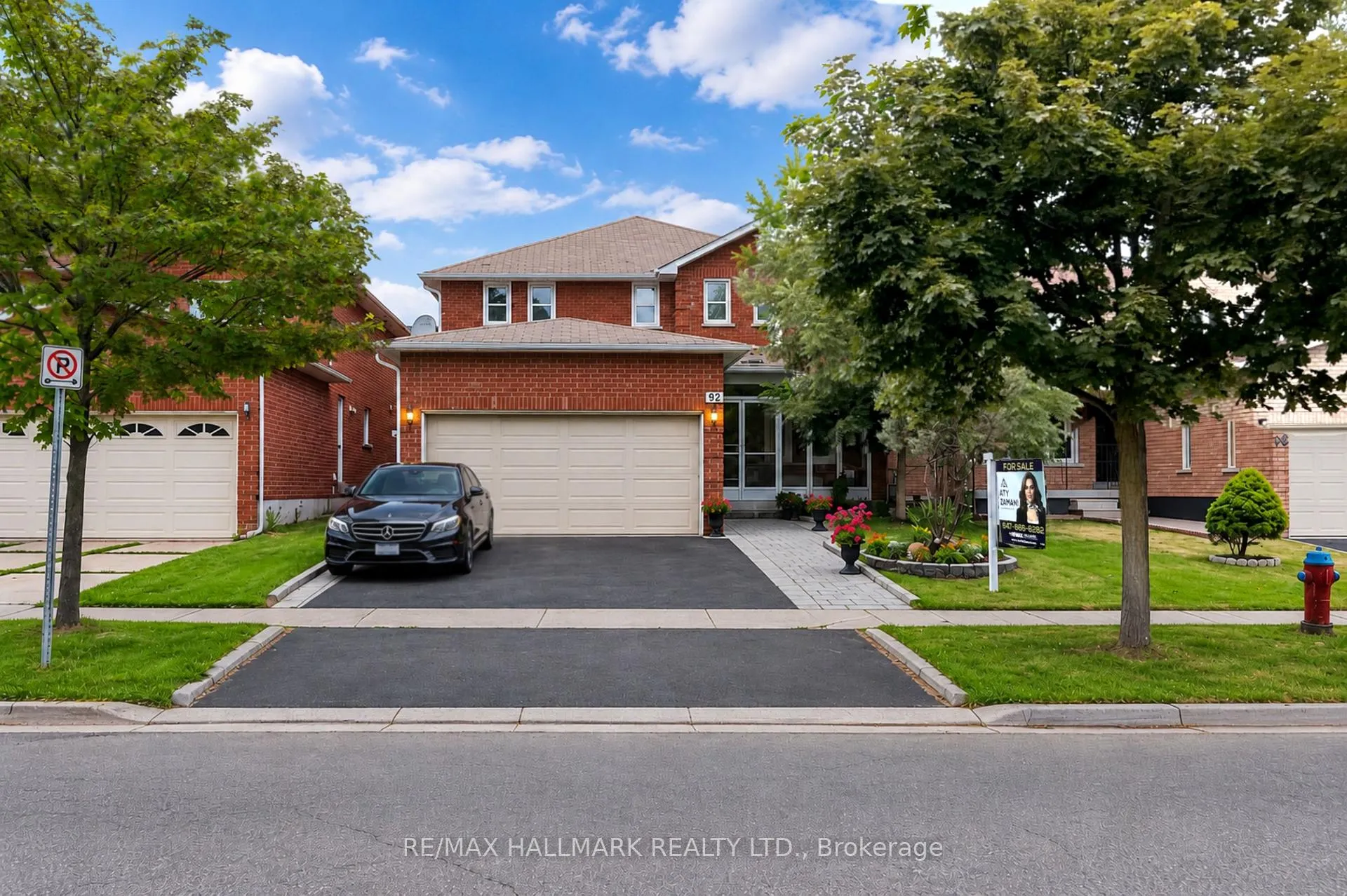 Photo 1 of 92 Weldrick Road E, Richmond Hill, Harding — HOMEH