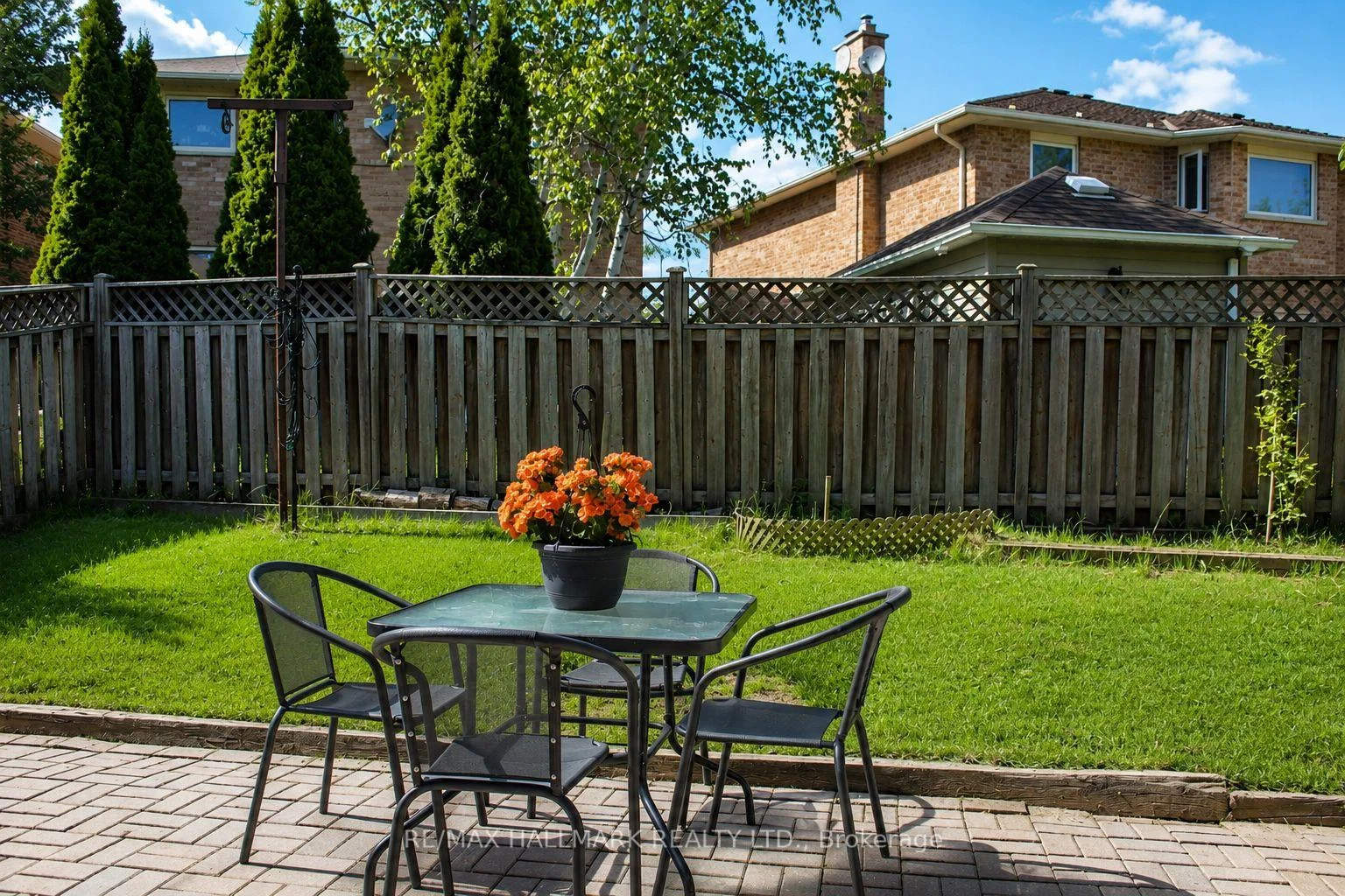 Photo 22 of 92 Weldrick Road E, Richmond Hill, Harding — HOMEH