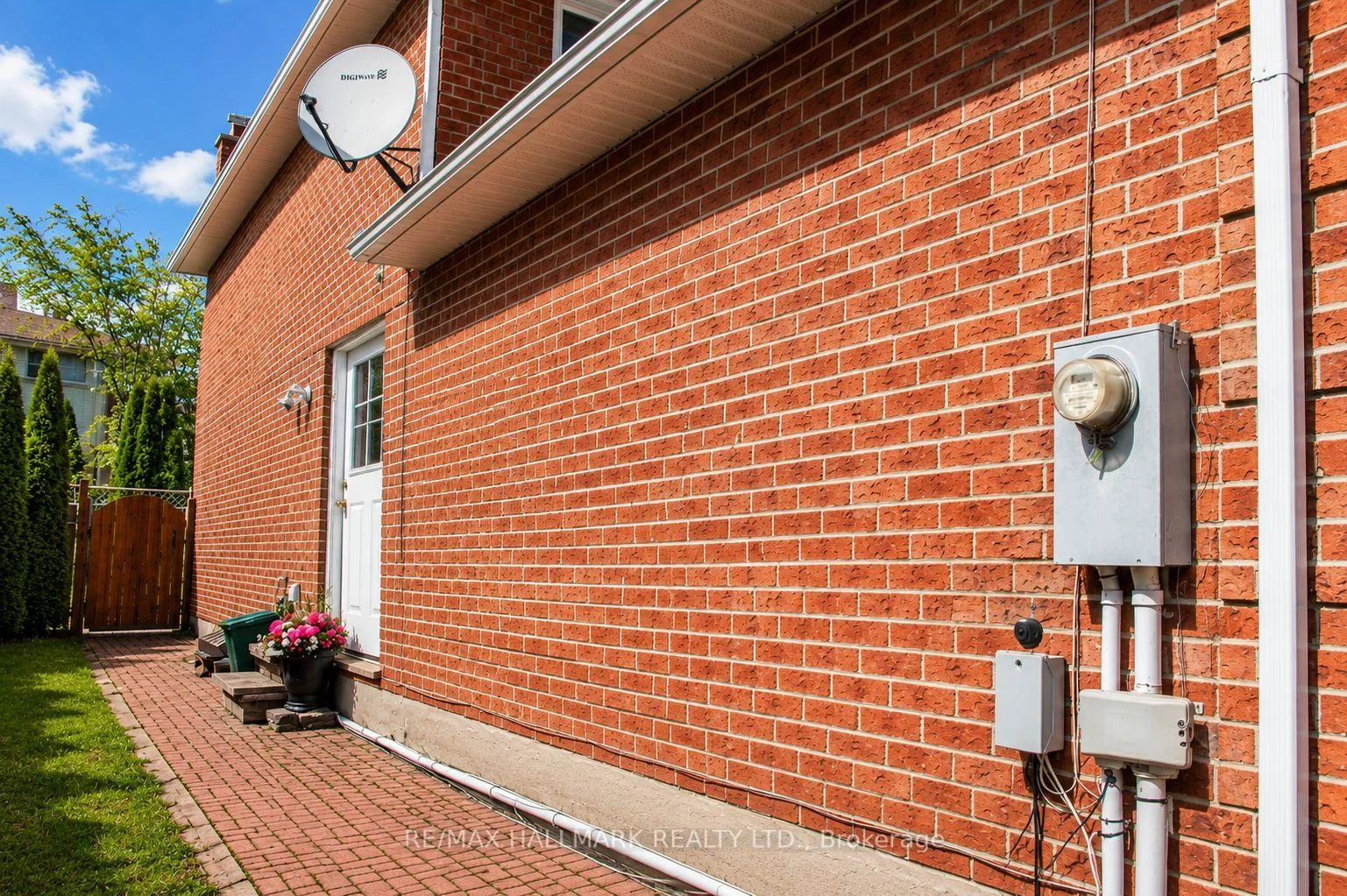 Photo 48 of 92 Weldrick Road E, Richmond Hill, Harding — HOMEH