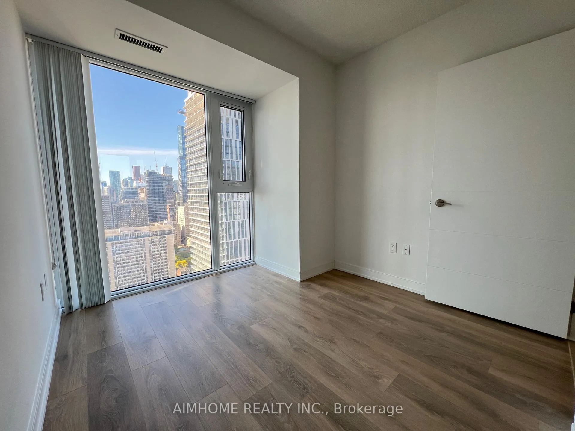 Photo 8 of Unit 3210, 50 Wellesley Street E, Toronto, Church-Yonge Corridor — HOMEH