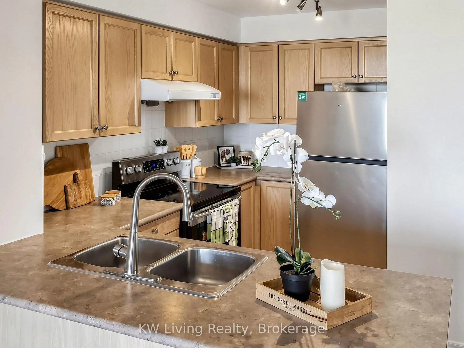 Photo 11 of Unit 219, 62 Suncrest Boulevard, Markham, Commerce Valley — HOMEH