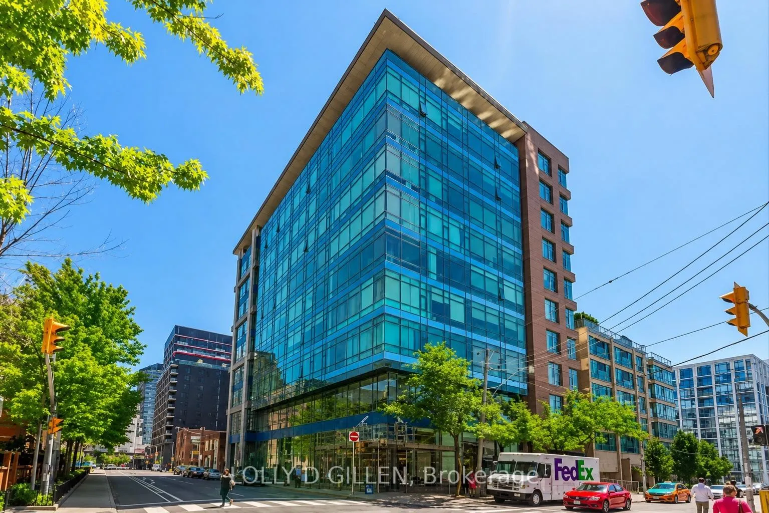 Front of Unit 704, 477 Richmond Street W