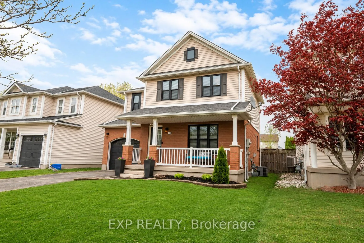 Photo 2 of 24 Lovell Crescent, Brantford, Empire — HOMEH