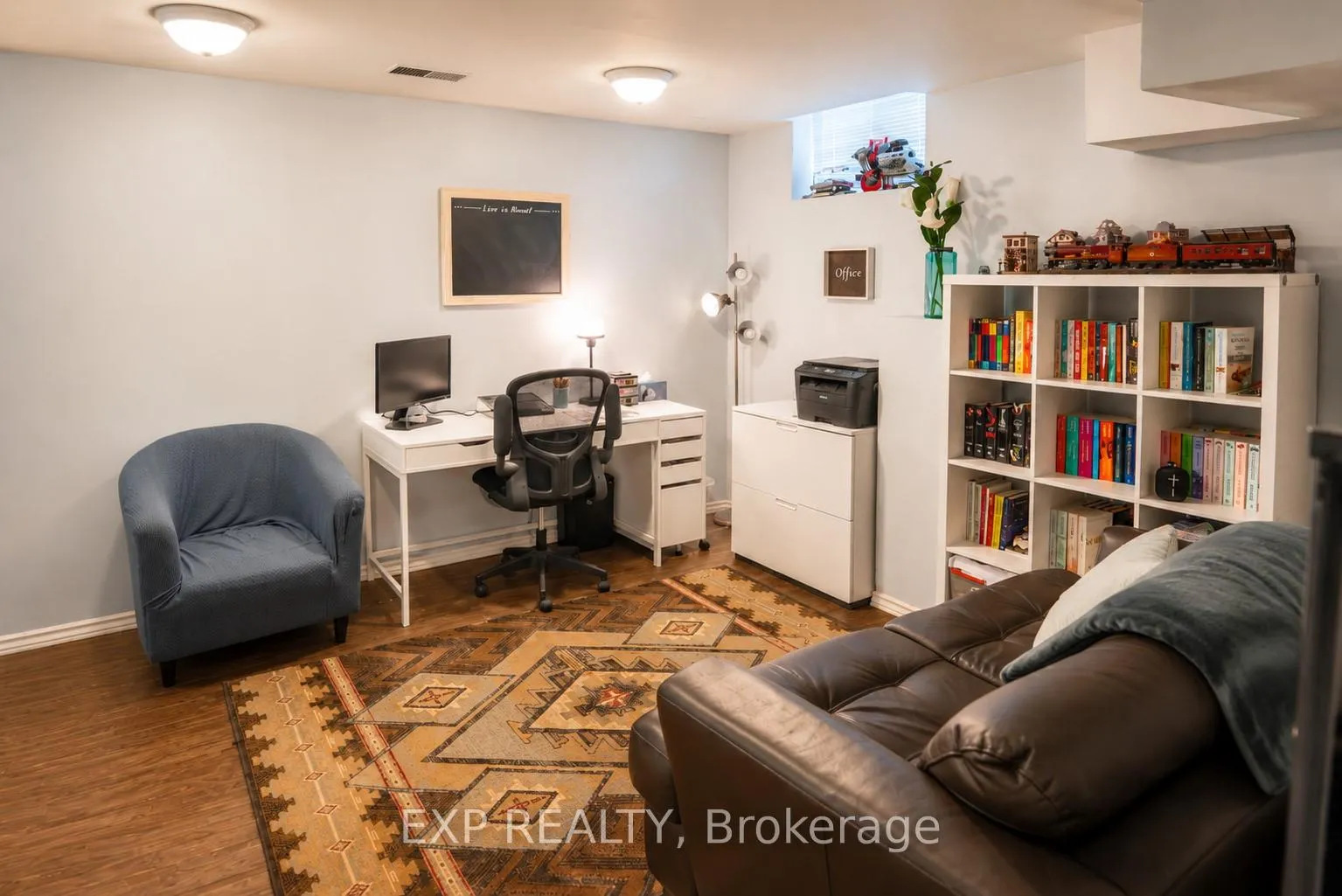 Photo 26 of 24 Lovell Crescent, Brantford, Empire — HOMEH