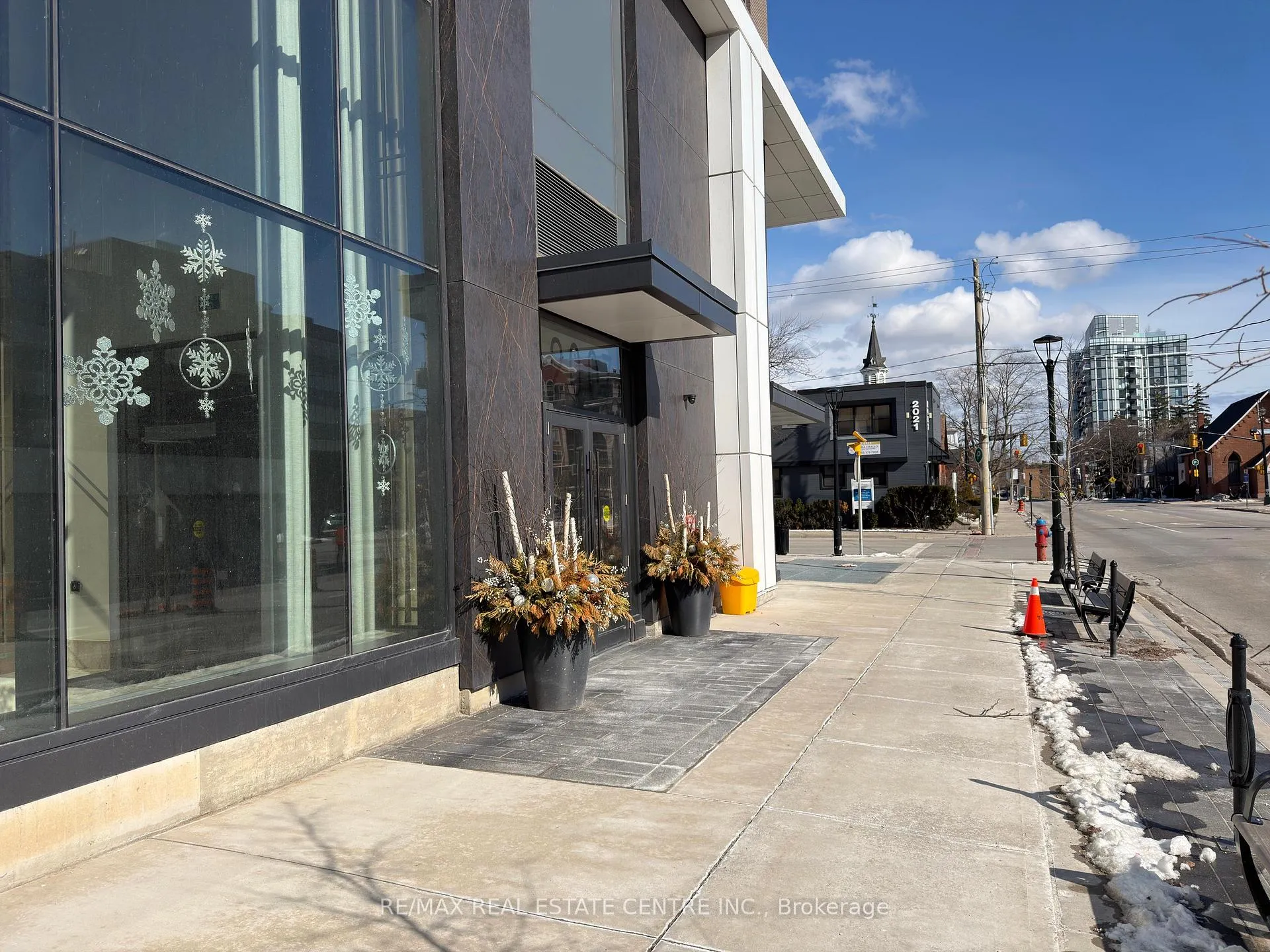 Photo 5 of Unit 414, 2007 James Street, Burlington, Brant — HOMEH