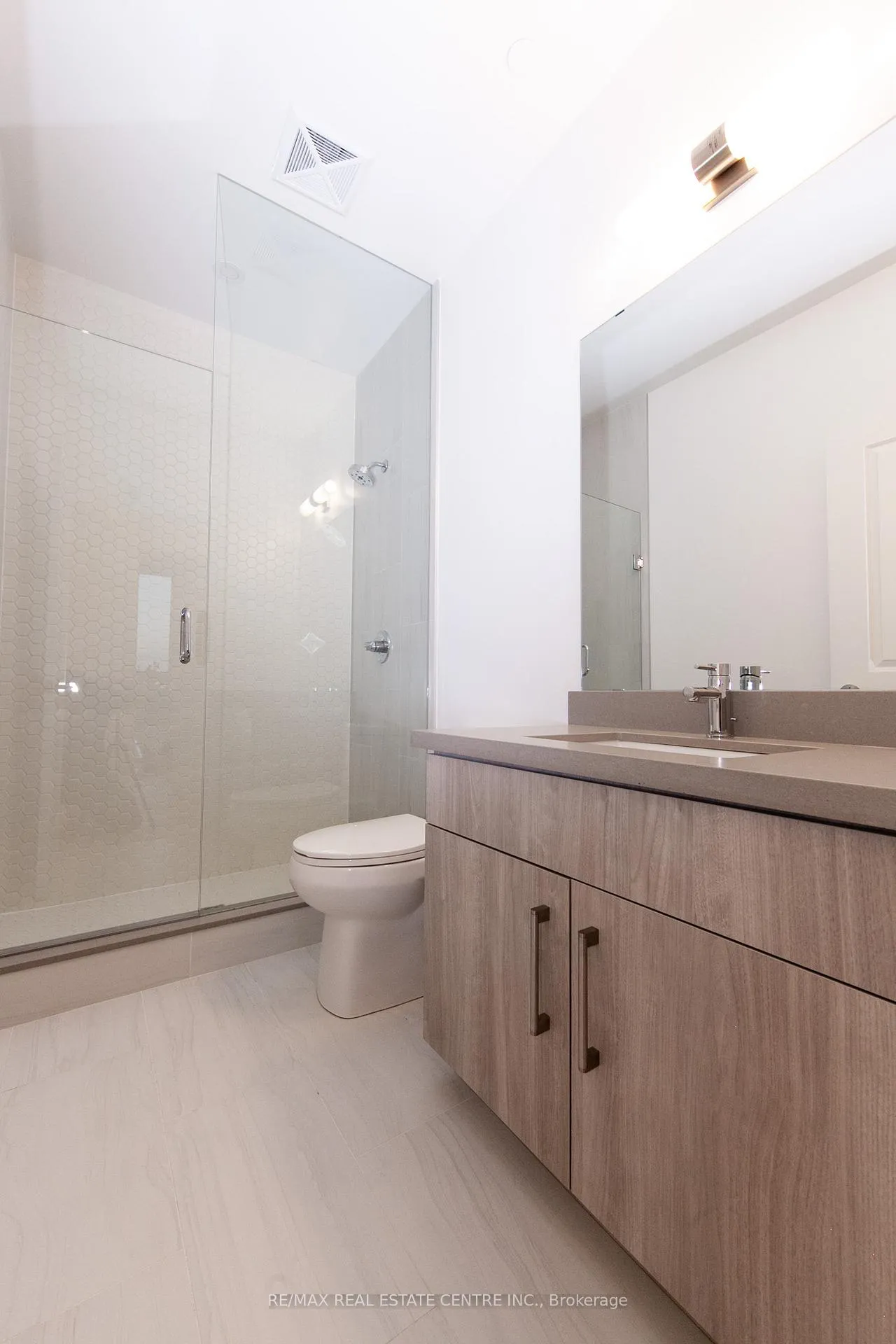 Photo 21 of Unit 414, 2007 James Street, Burlington, Brant — HOMEH