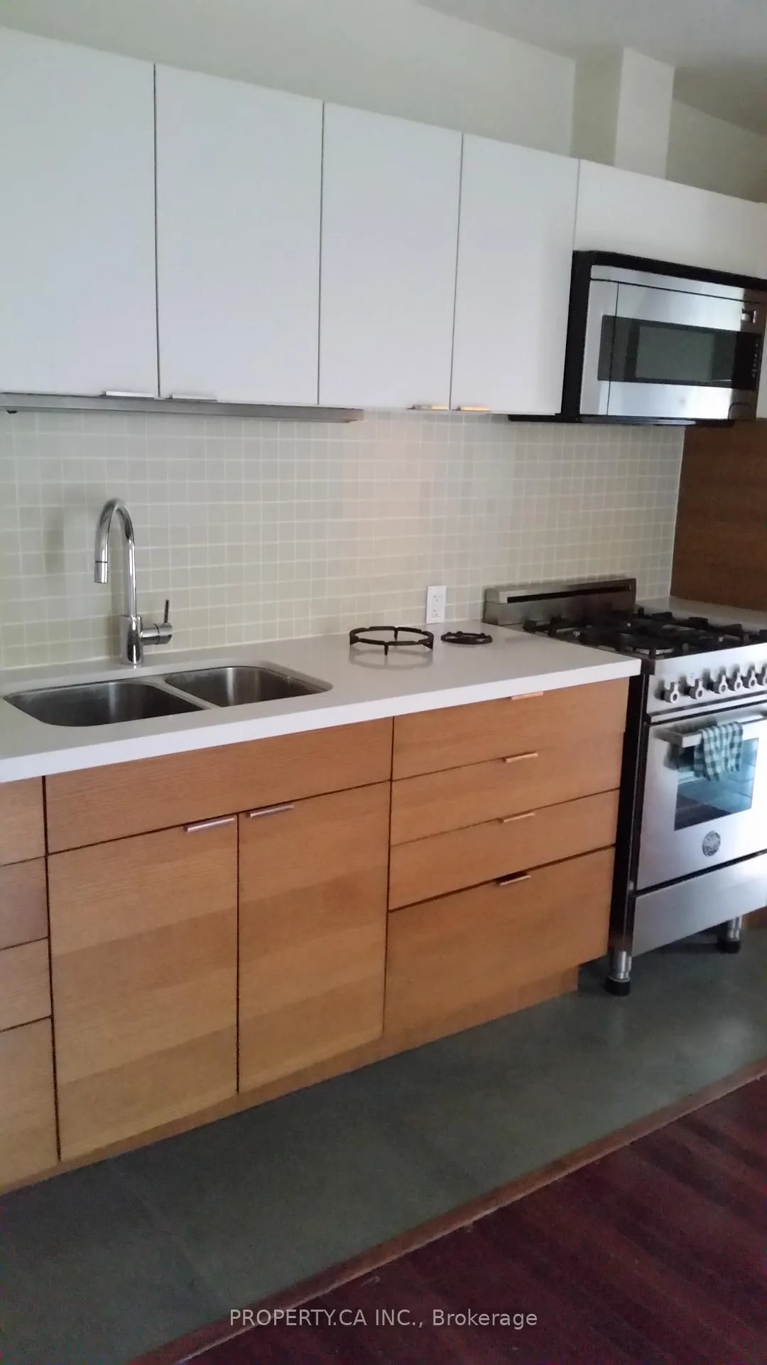 Photo 11 of 22 Brad Street, Toronto, Junction Area — HOMEH