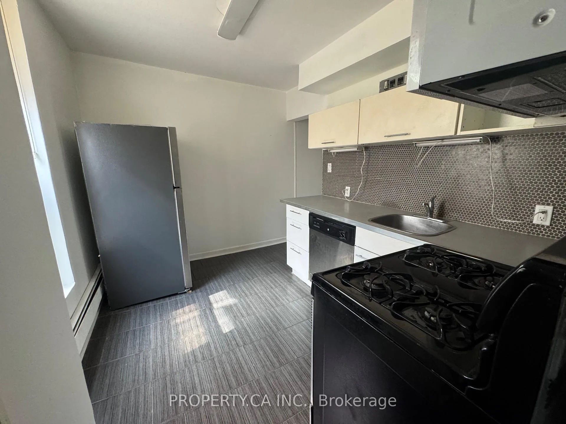 Photo 35 of 22 Brad Street, Toronto, Junction Area — HOMEH