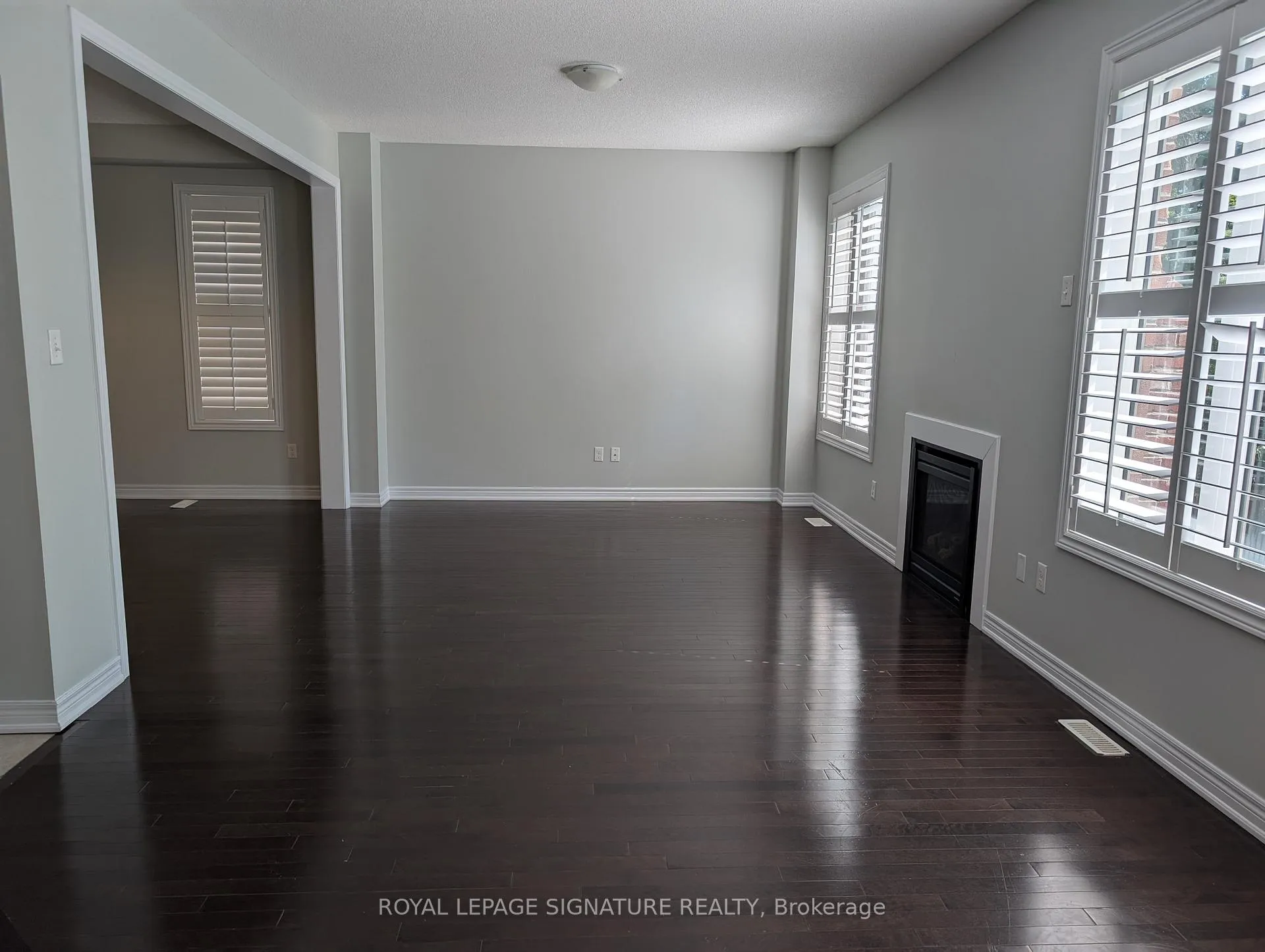Photo 3 of 24 Allegro Drive, Brampton, Credit Valley — HOMEH