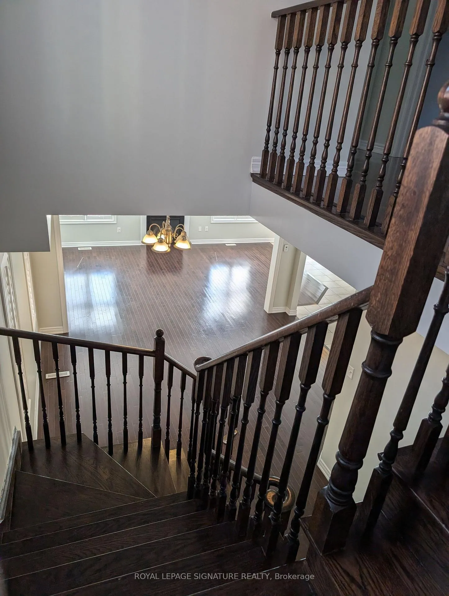 Photo 7 of 24 Allegro Drive, Brampton, Credit Valley — HOMEH