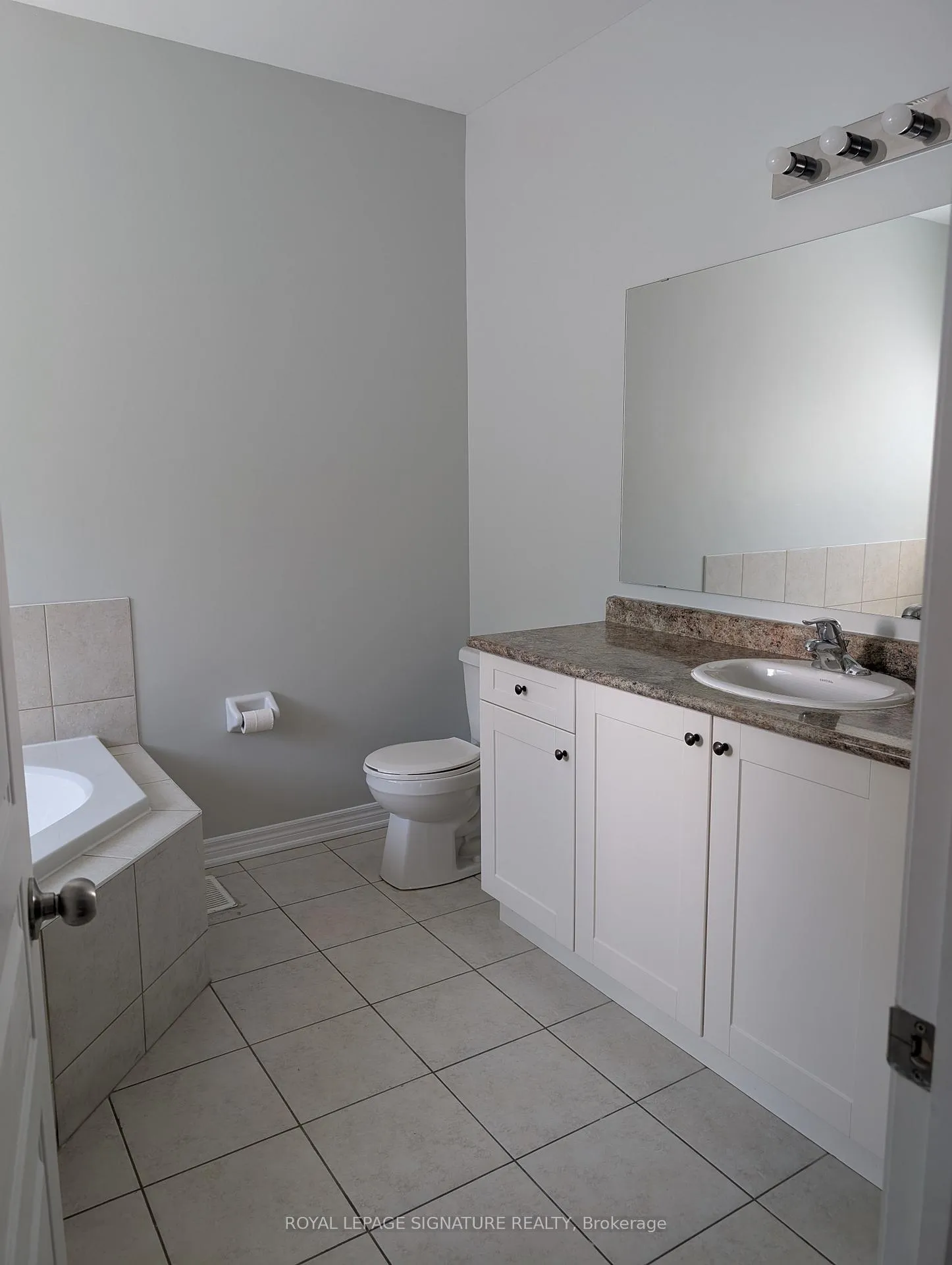 Photo 8 of 24 Allegro Drive, Brampton, Credit Valley — HOMEH