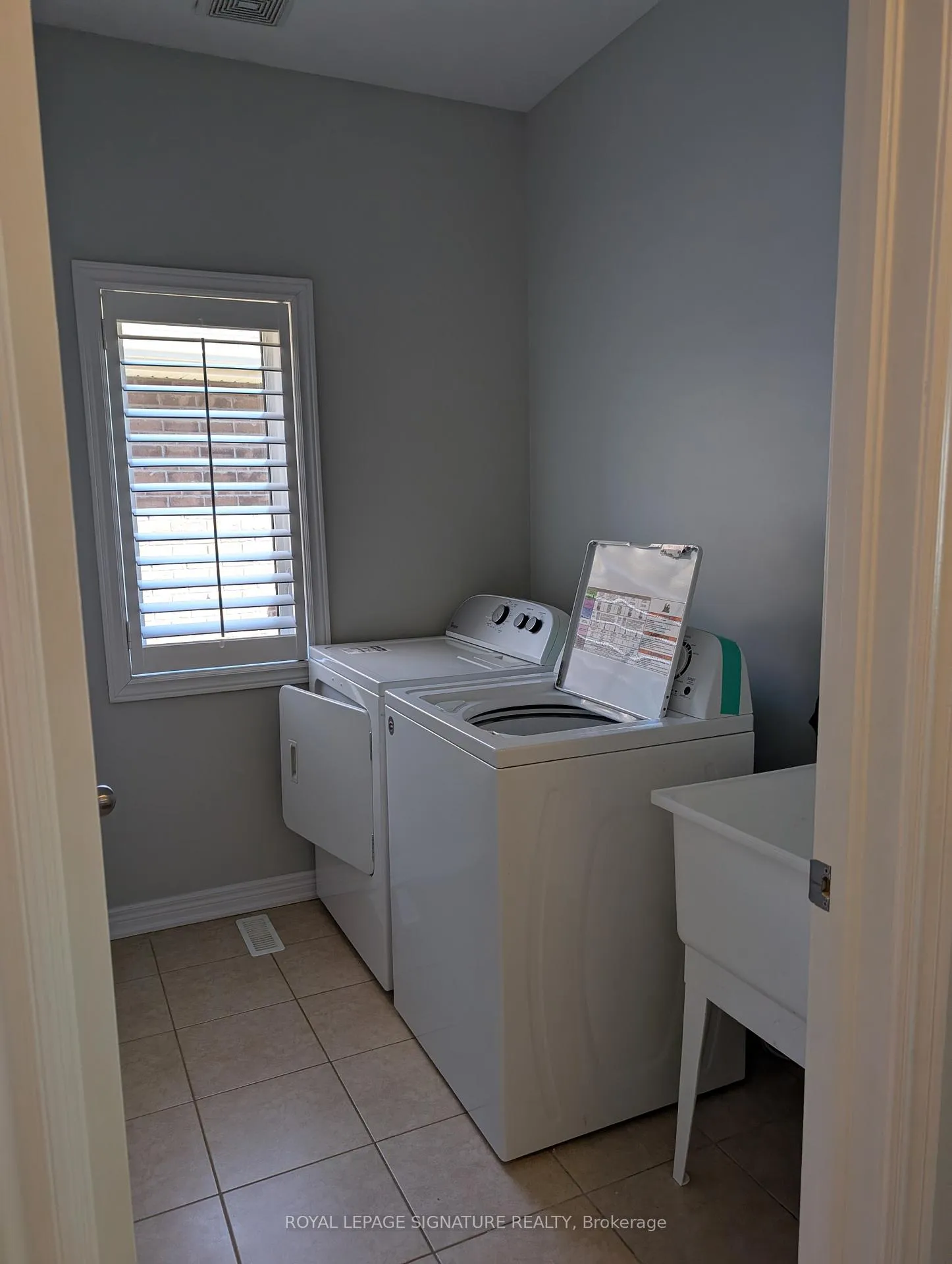 Photo 17 of 24 Allegro Drive, Brampton, Credit Valley — HOMEH