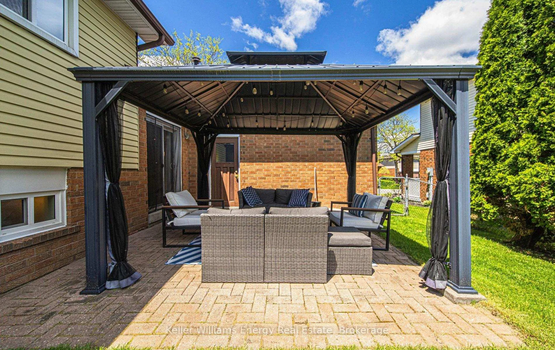 Photo 7 of 60 Habitant Crescent, Whitby, Lynde Creek — HOMEH