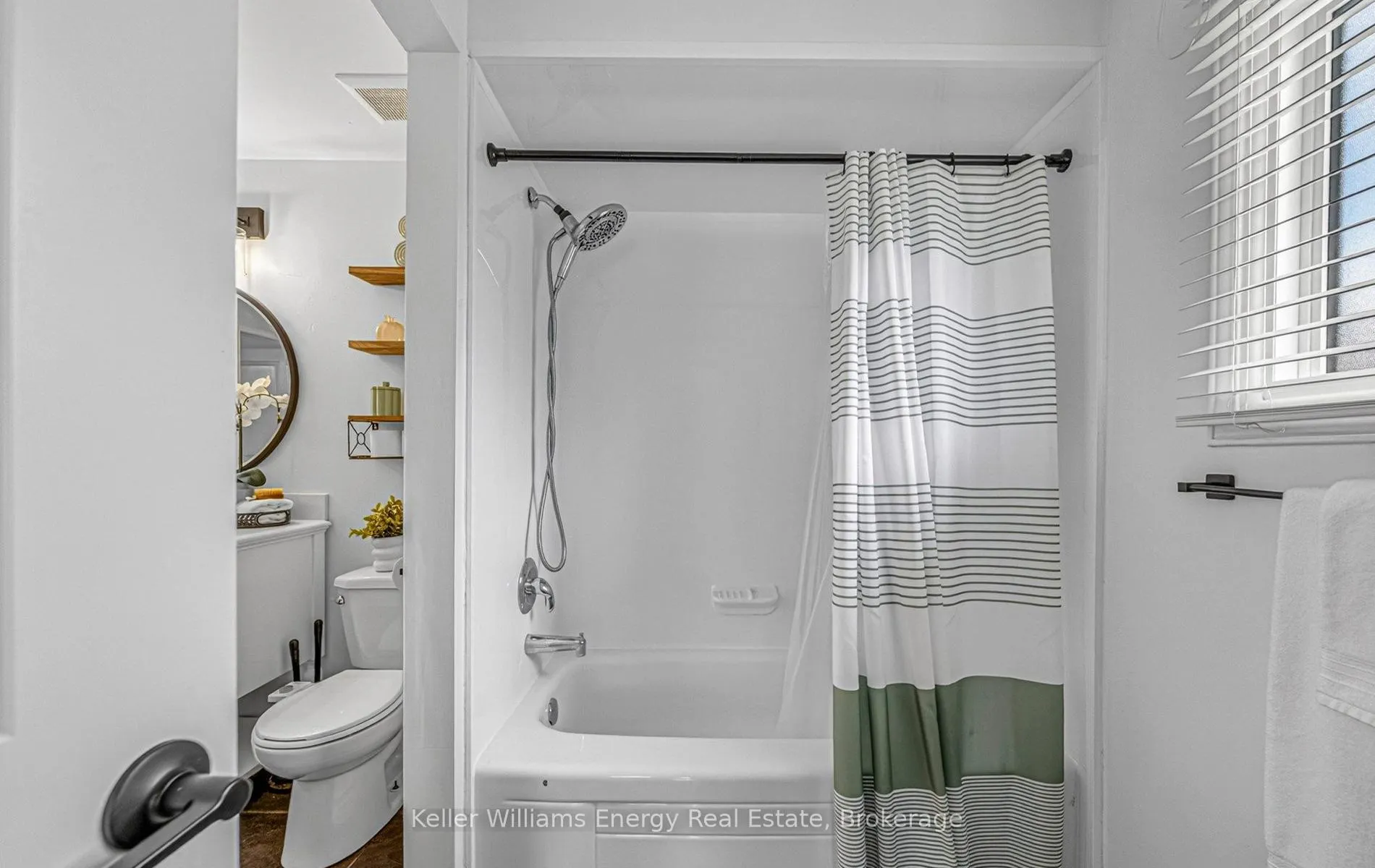 Photo 26 of 60 Habitant Crescent, Whitby, Lynde Creek — HOMEH
