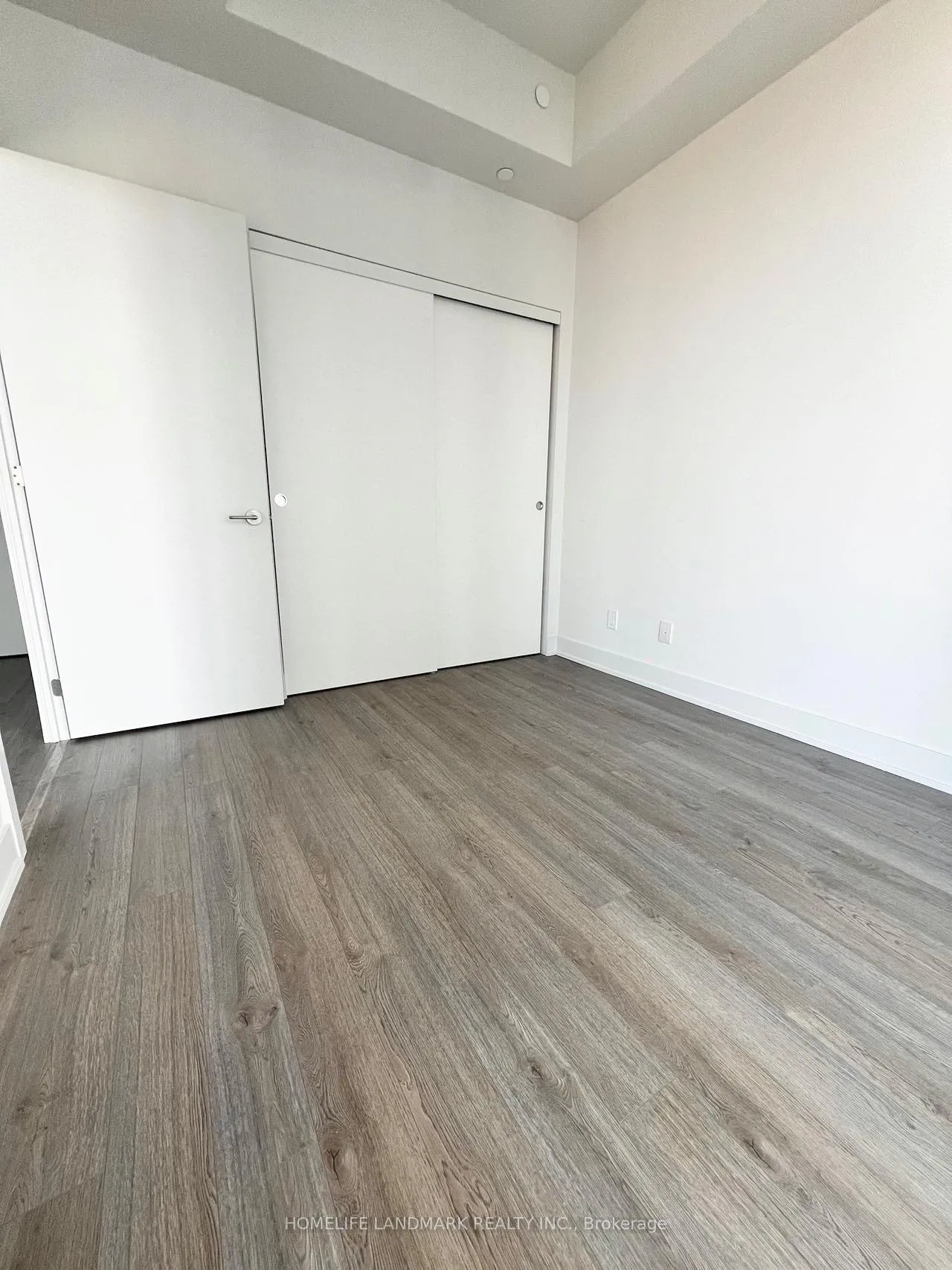 Photo 5 of Unit 3808, 8 Cumberland Street, Toronto, The Annex — HOMEH