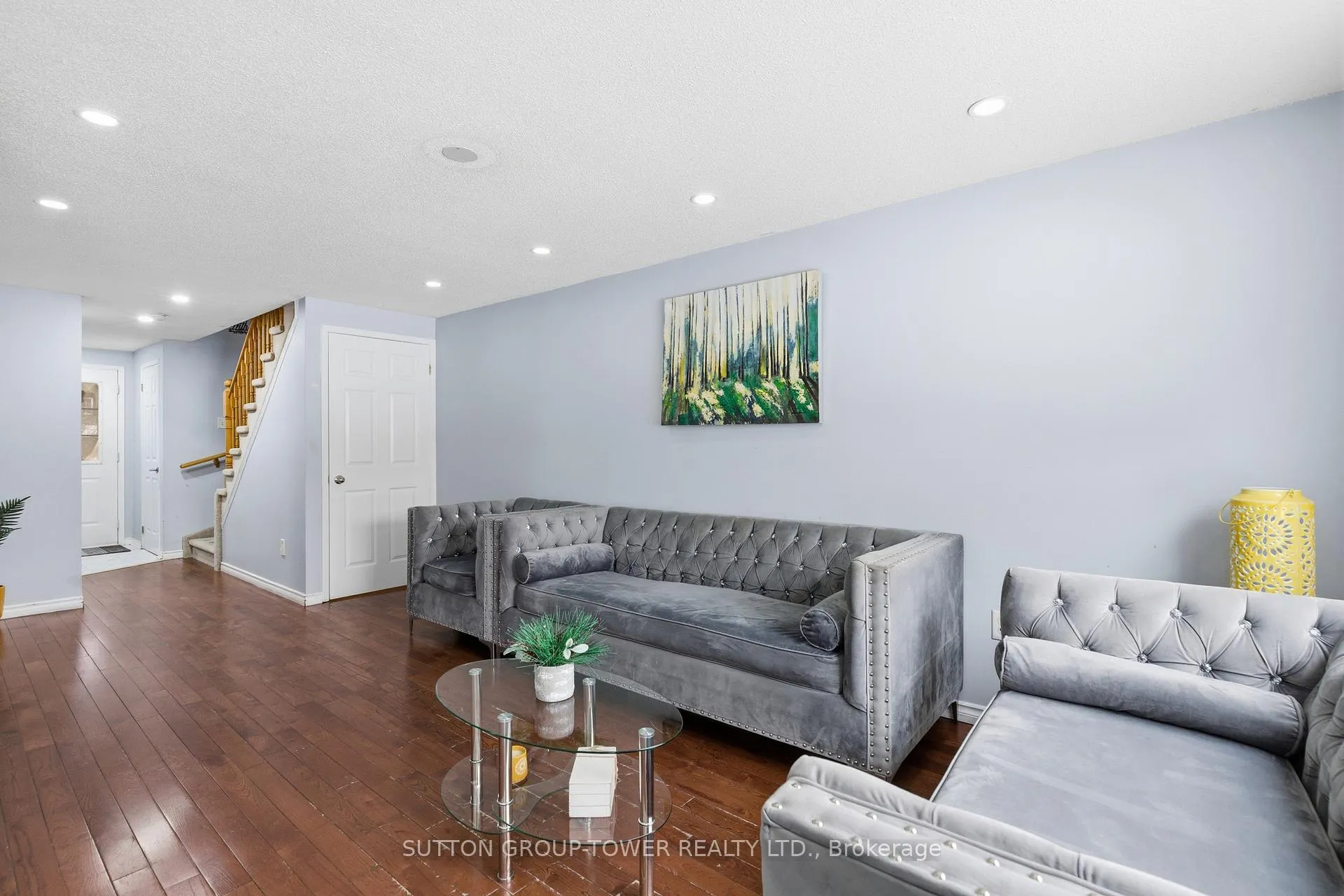 Photo 3 of 360 Dunsmore Lane, Barrie, Georgian Drive — HOMEH
