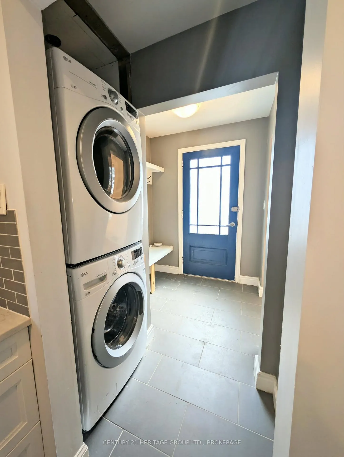 Photo 2 of 155 Carruthers Avenue, Kingston, Central City East — HOMEH