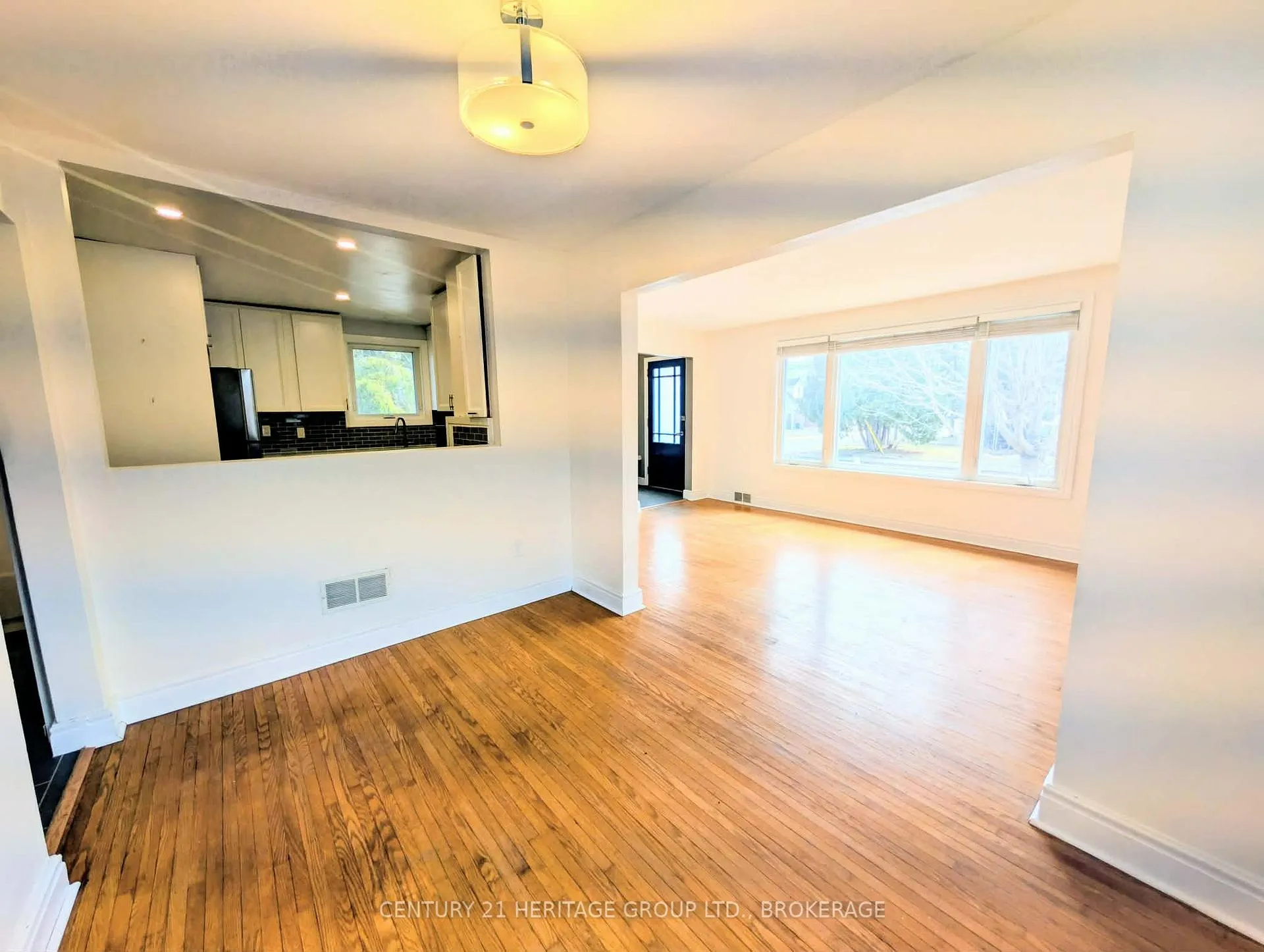 Photo 7 of 155 Carruthers Avenue, Kingston, Central City East — HOMEH