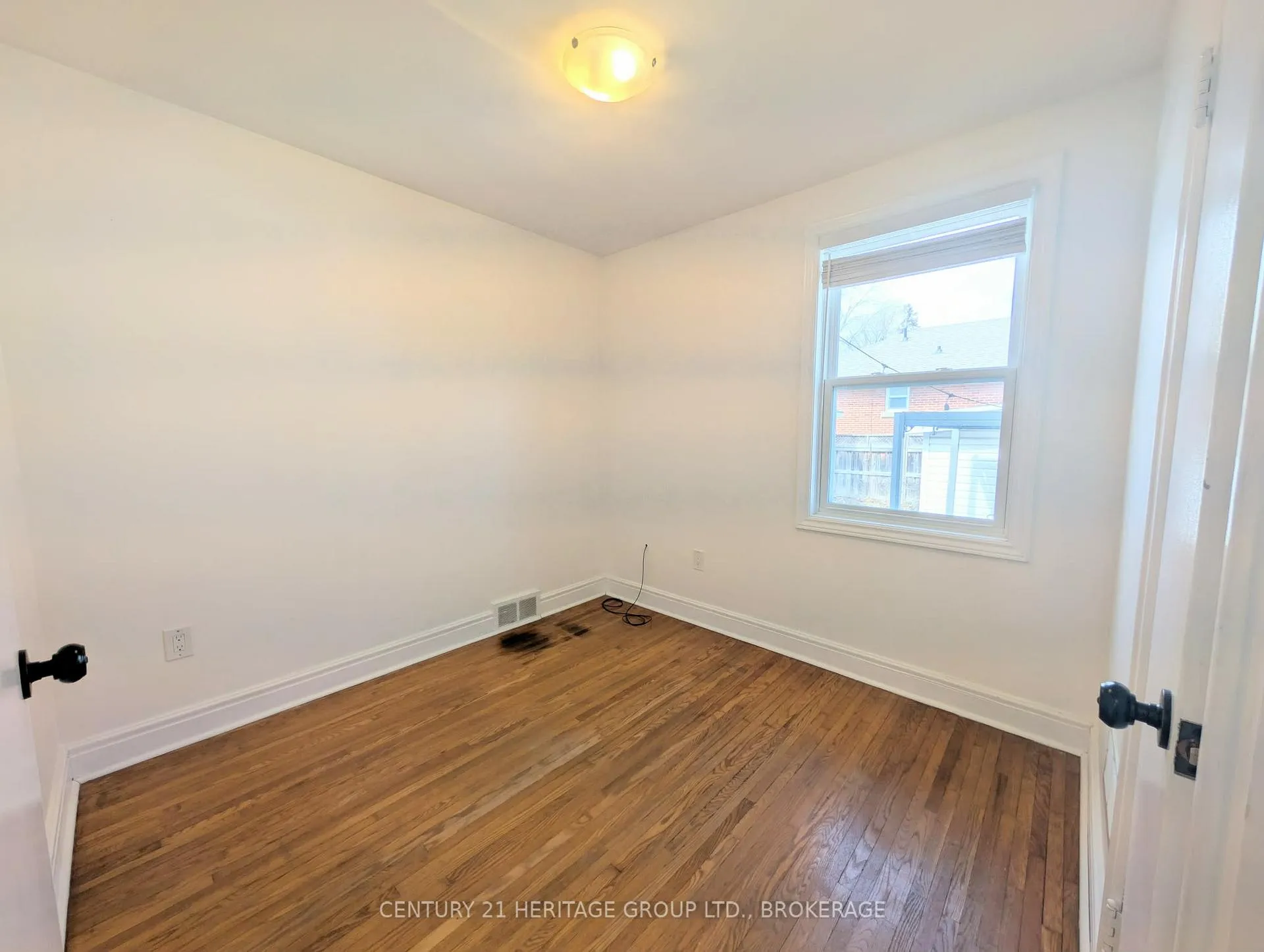 Photo 11 of 155 Carruthers Avenue, Kingston, Central City East — HOMEH