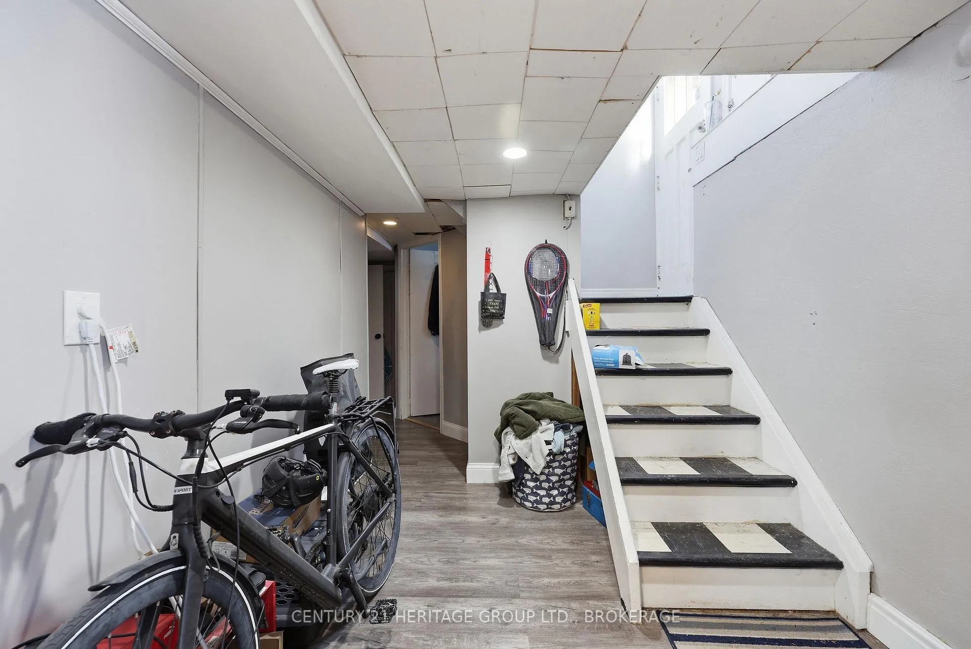 Photo 12 of 155 Carruthers Avenue, Kingston, Central City East — HOMEH
