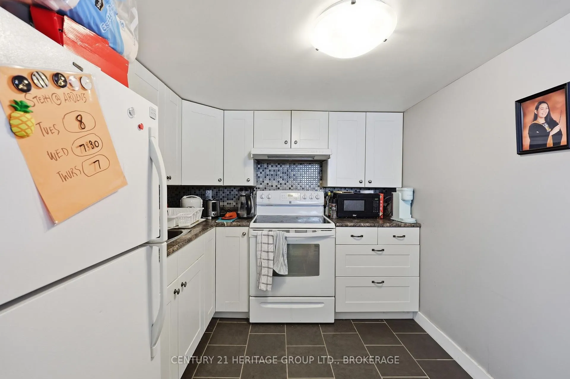 Photo 16 of 155 Carruthers Avenue, Kingston, Central City East — HOMEH