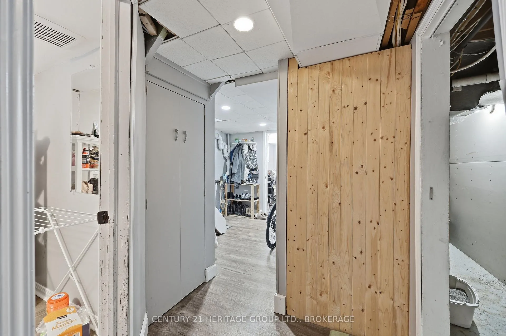 Photo 23 of 155 Carruthers Avenue, Kingston, Central City East — HOMEH