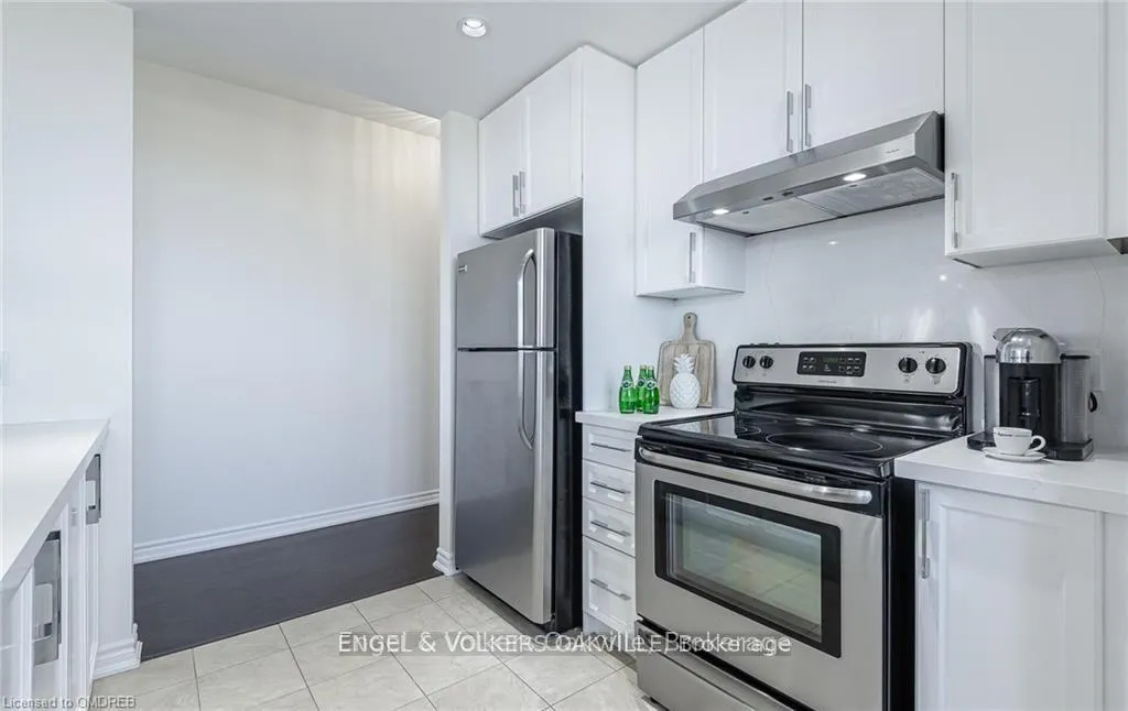 Photo 16 of Unit 218, 5327 Upper Middle Road, Burlington, Orchard — HOMEH