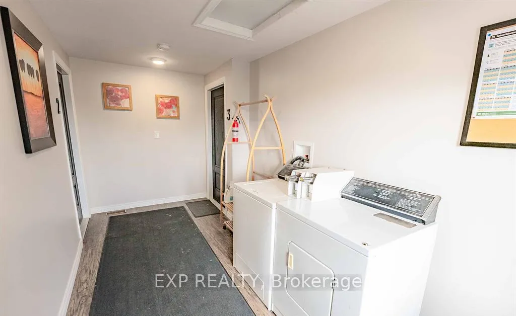 Photo 4 of Unit 5, 31 Raymond Street, St. Catharines, Downtown — HOMEH