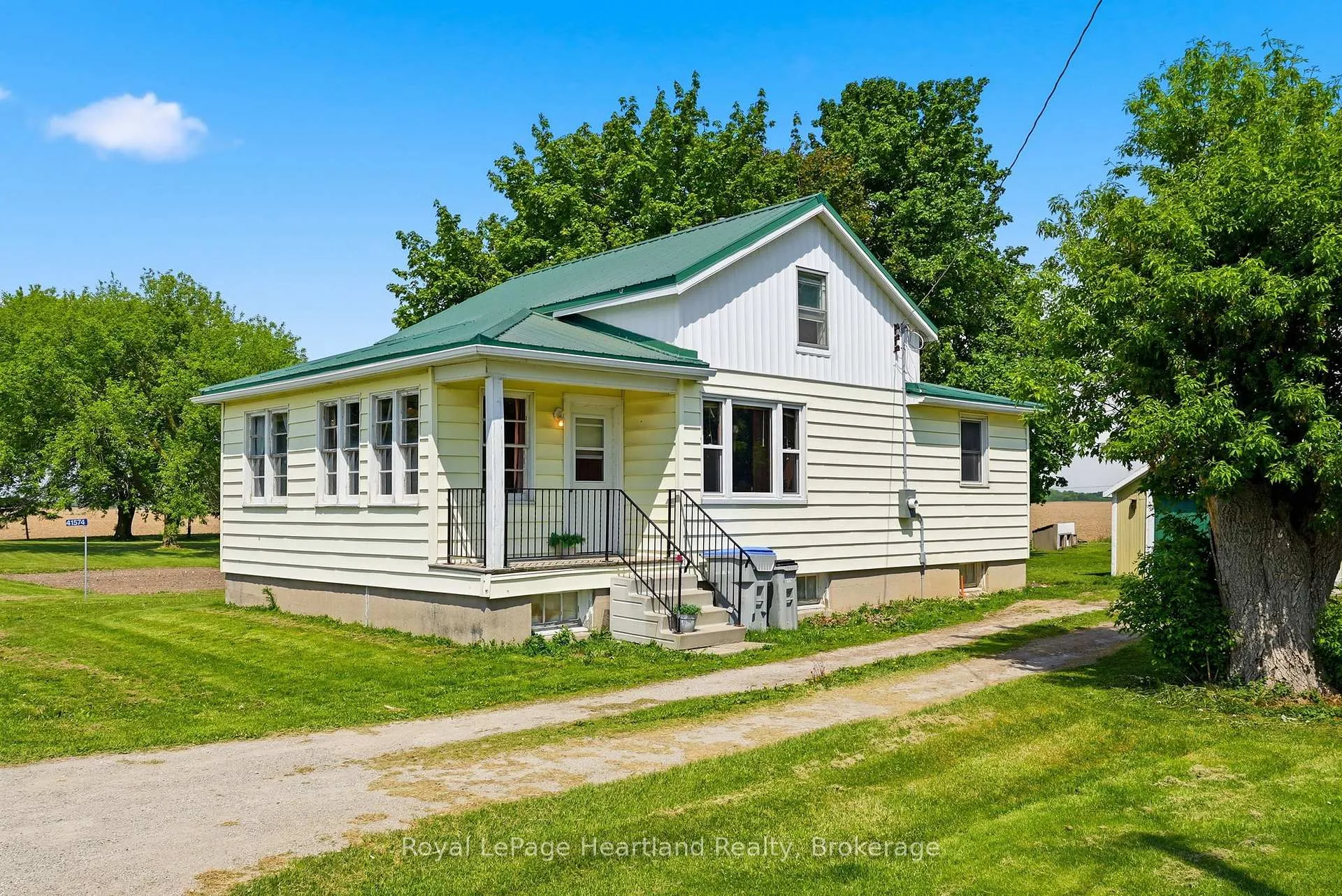 Photo 4 of 41574 Kirkton Road, South Huron, Usborne — HOMEH