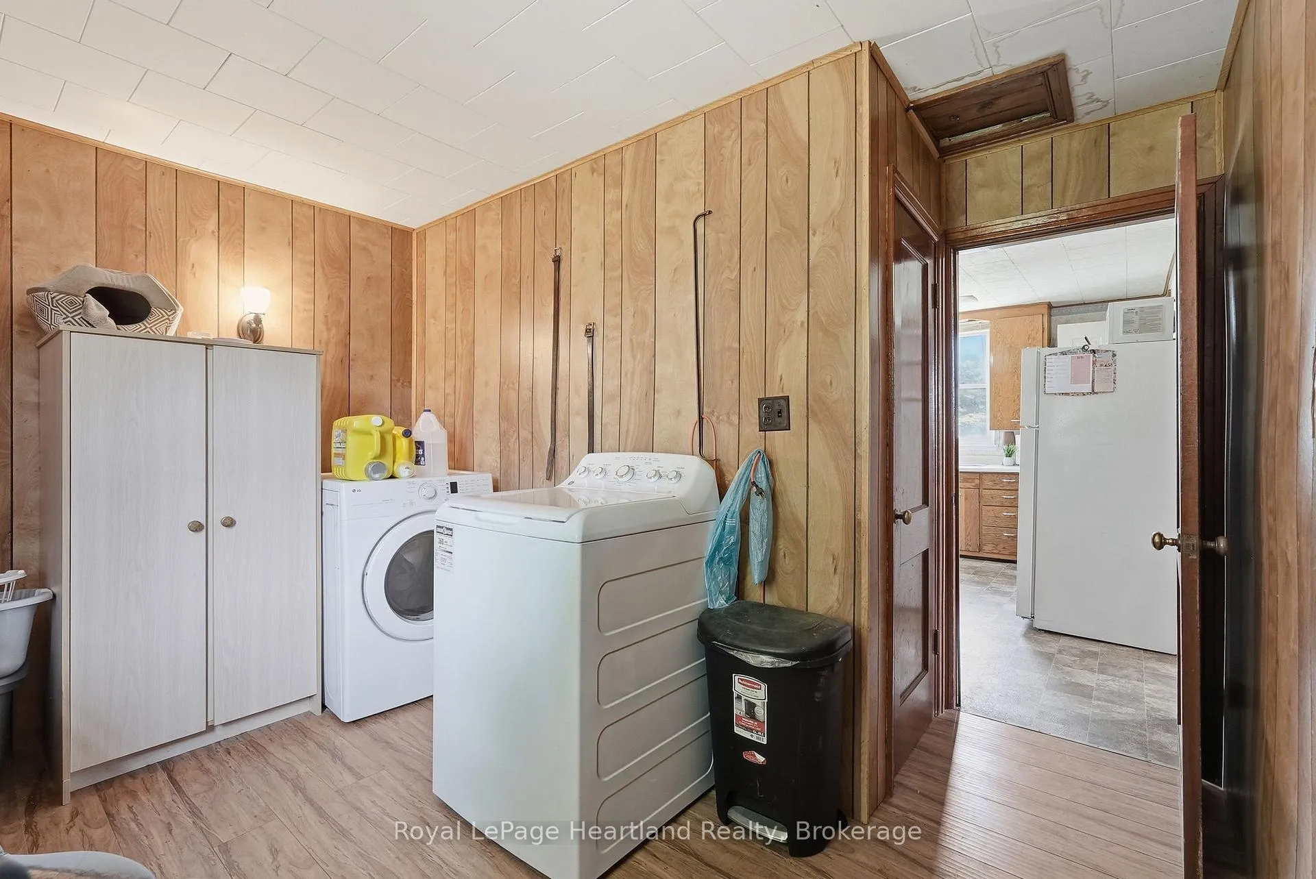 Photo 19 of 41574 Kirkton Road, South Huron, Usborne — HOMEH