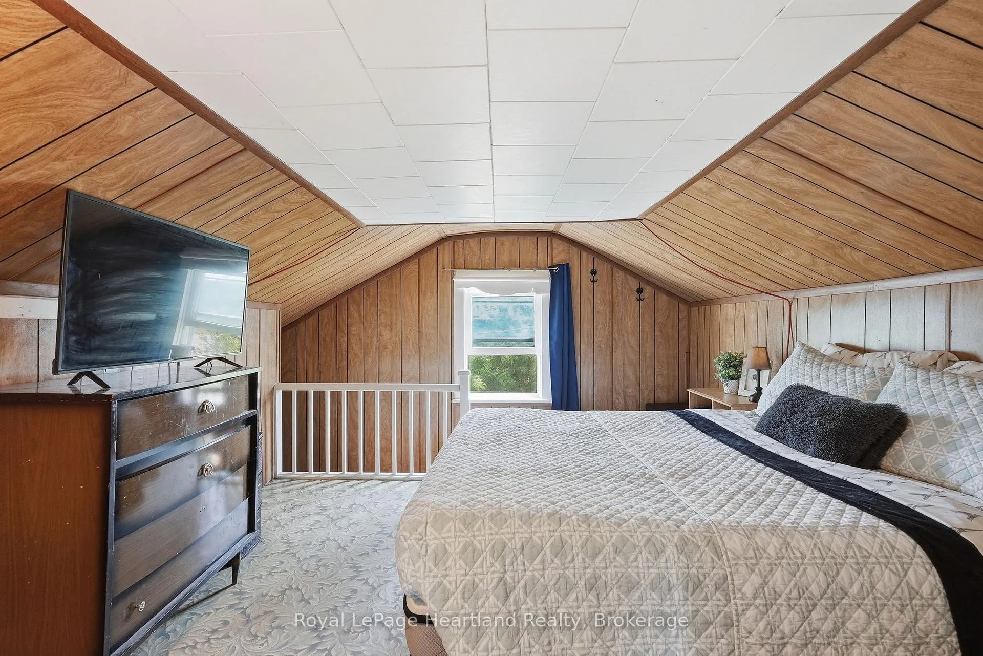 Photo 23 of 41574 Kirkton Road, South Huron, Usborne — HOMEH
